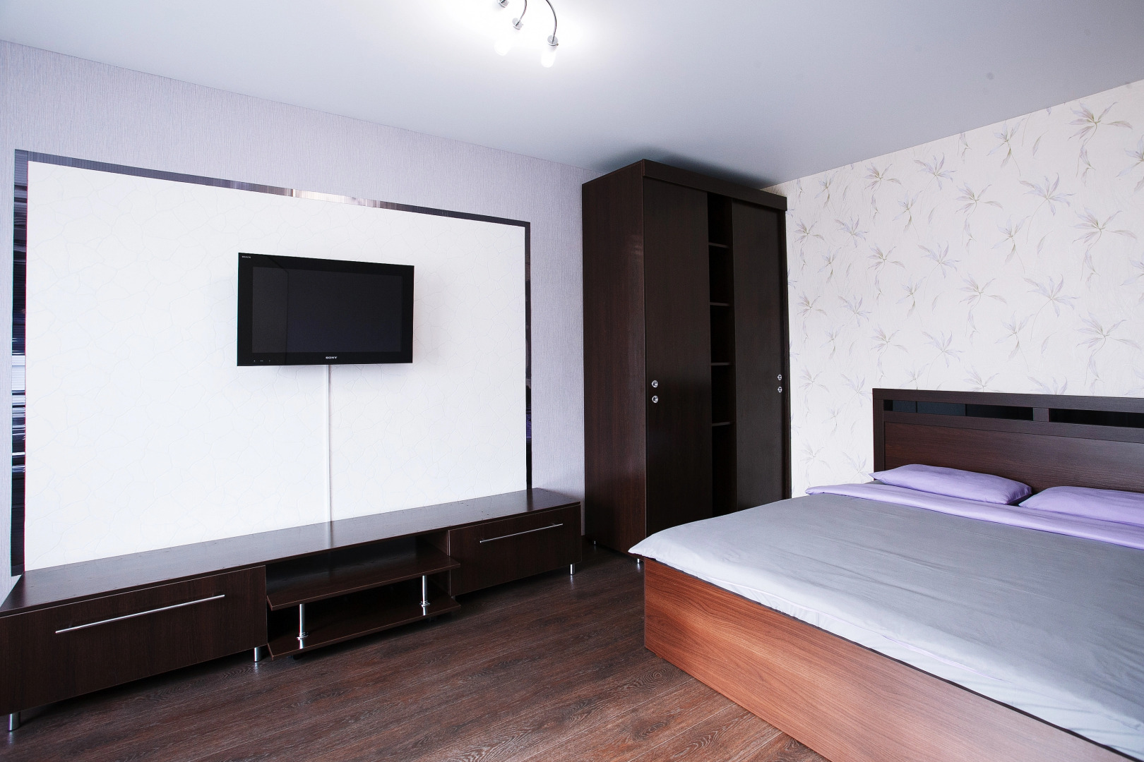 Квартира с балконом на Сурикова 17