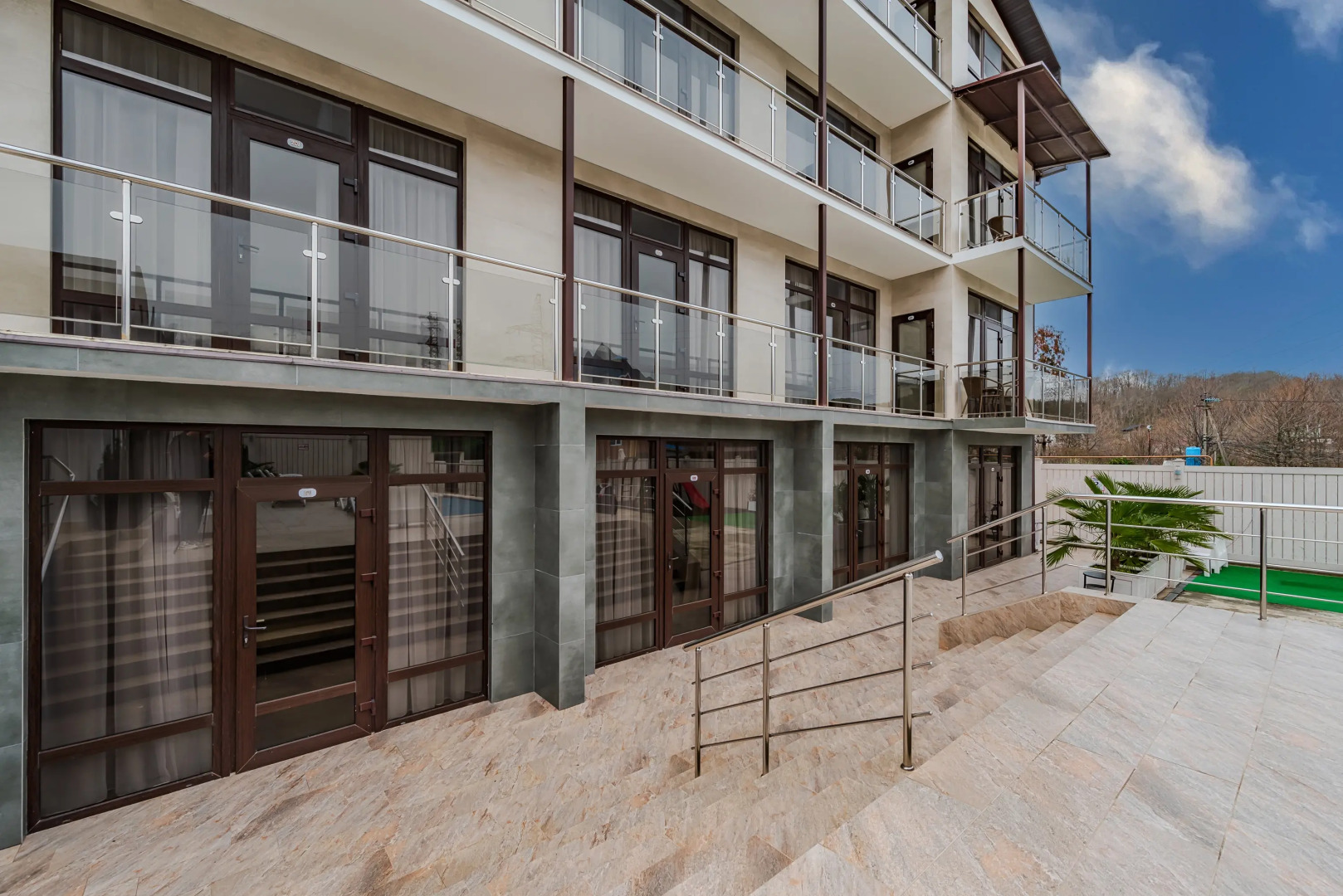 Отель Astra Montale Family