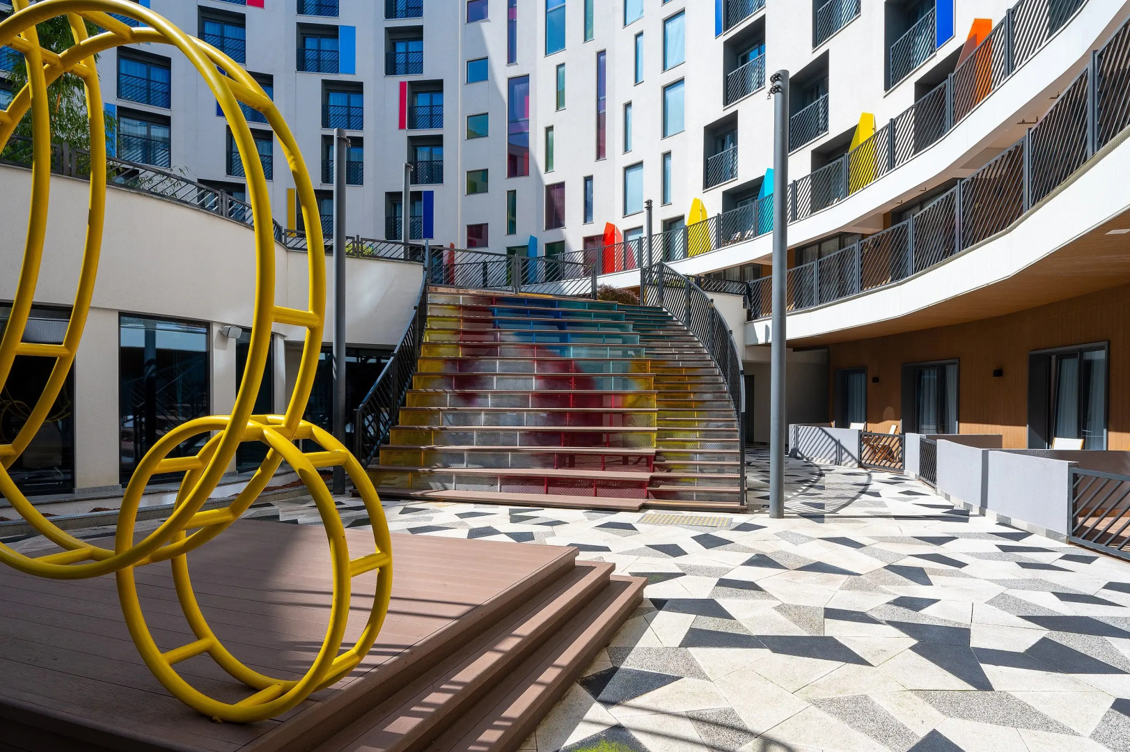 Апартаменты в отеле с видом на море. Космос 522