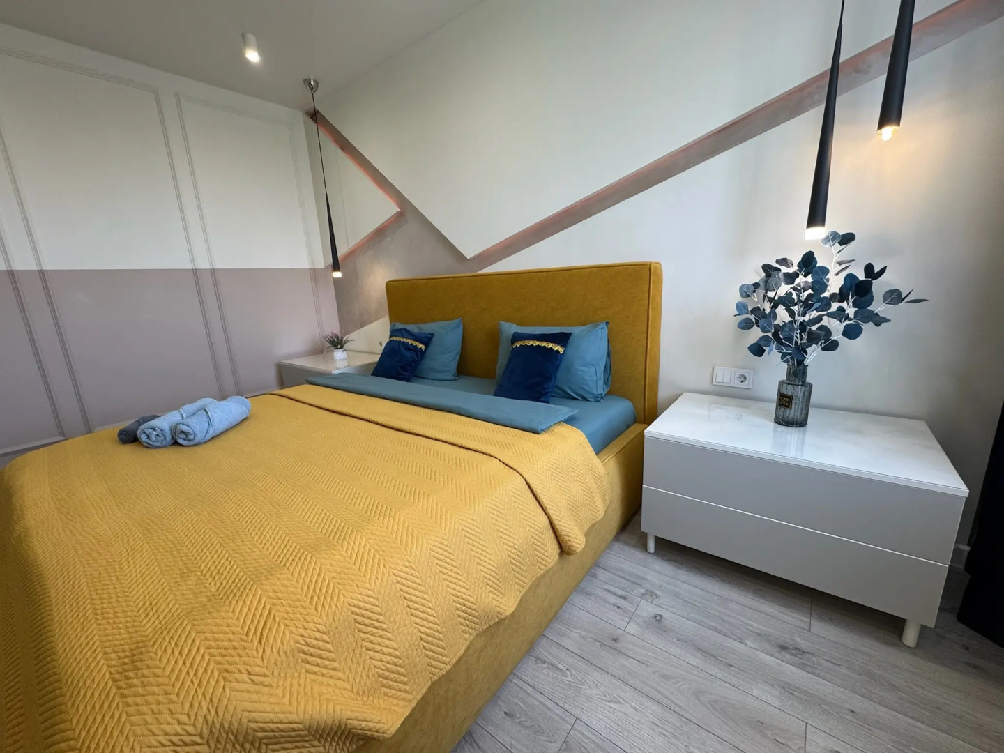 Апартаменты на Курчатова 24 - 2 комнаты