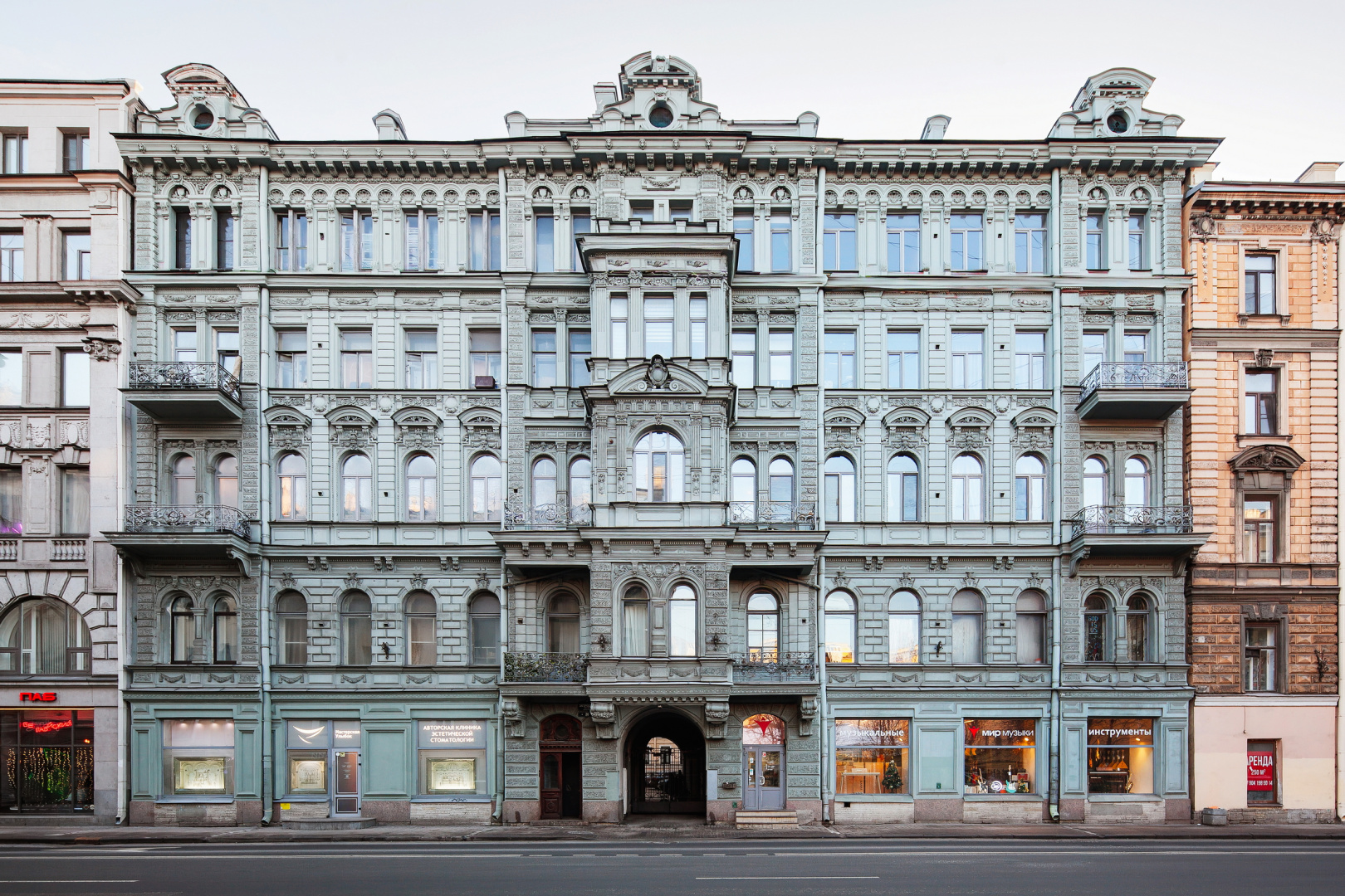 Квартира Просторная в центре Санкт-Петербурга 27Б