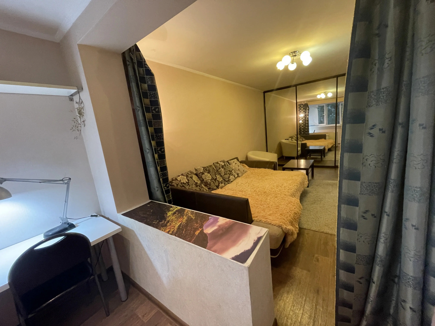 Апартаменты Царев Дом на Челюскинцев 13