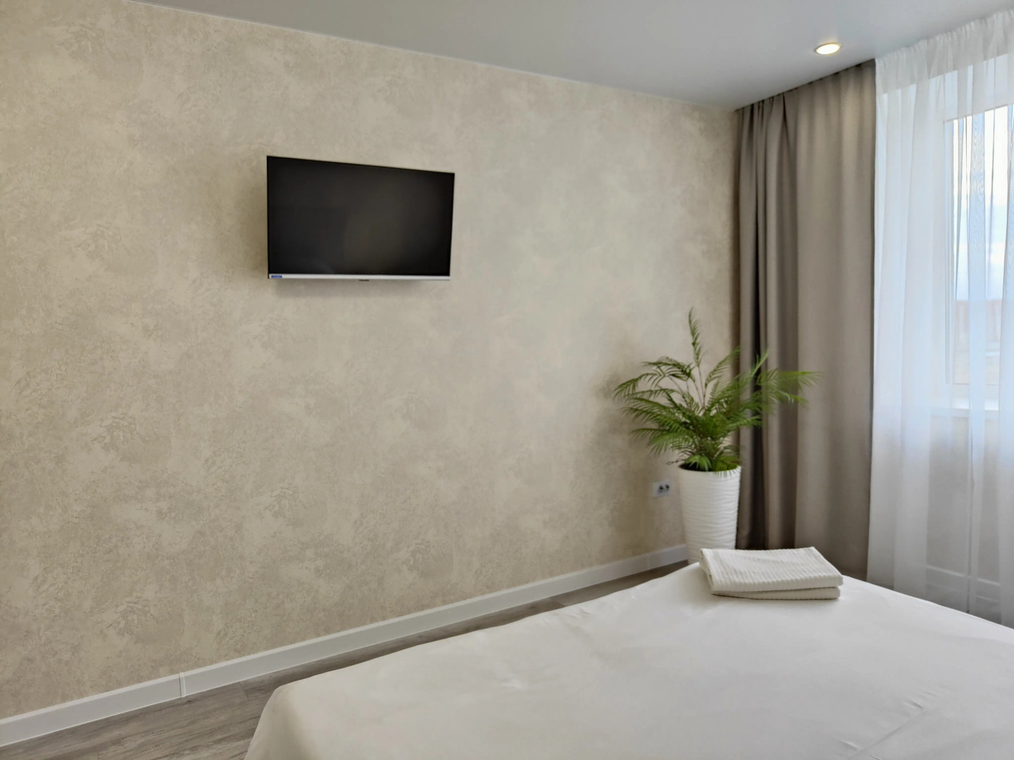 Квартира Просторная двухкомнатная квартира в элитном доме