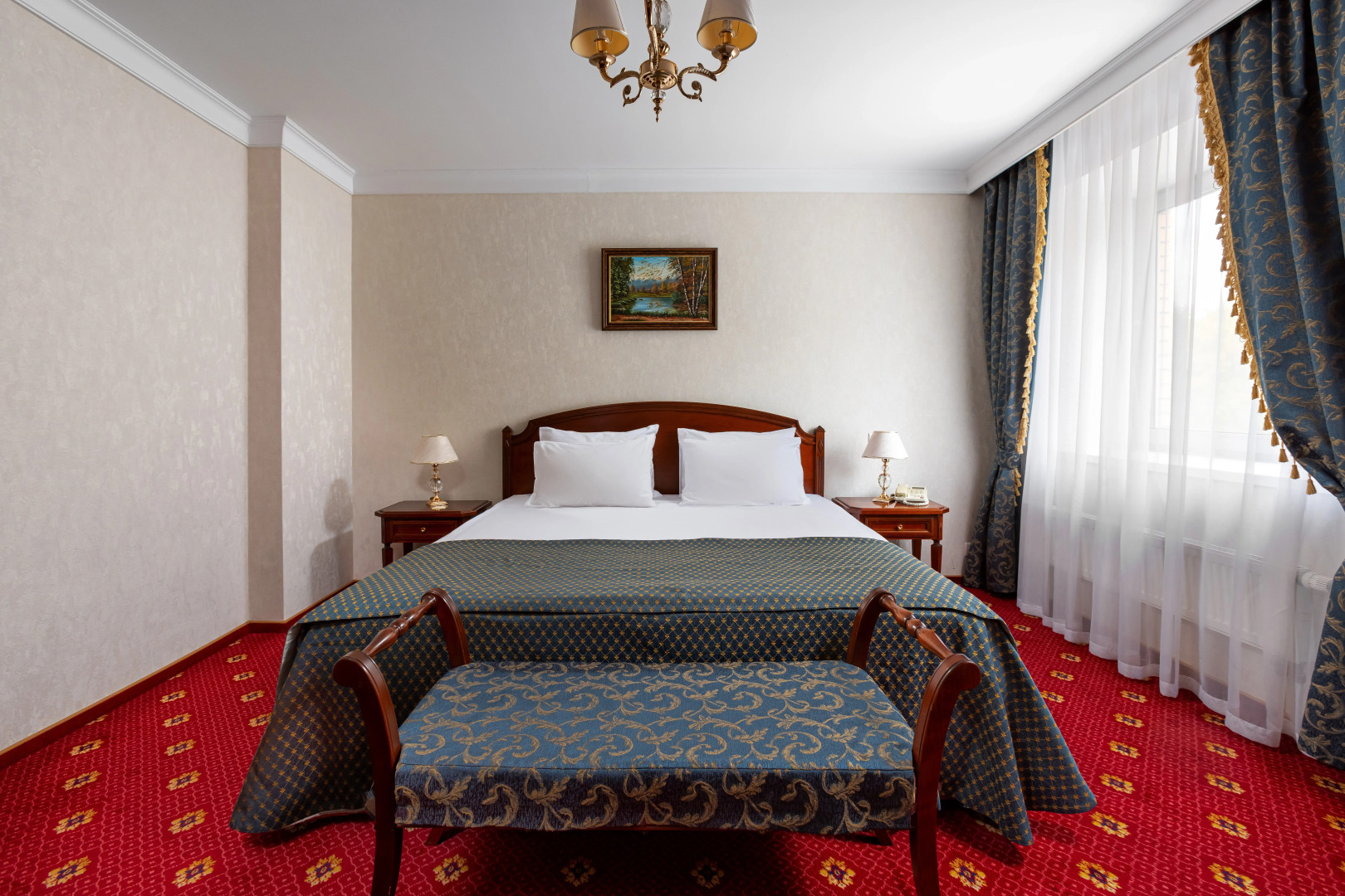 Отель Лекко