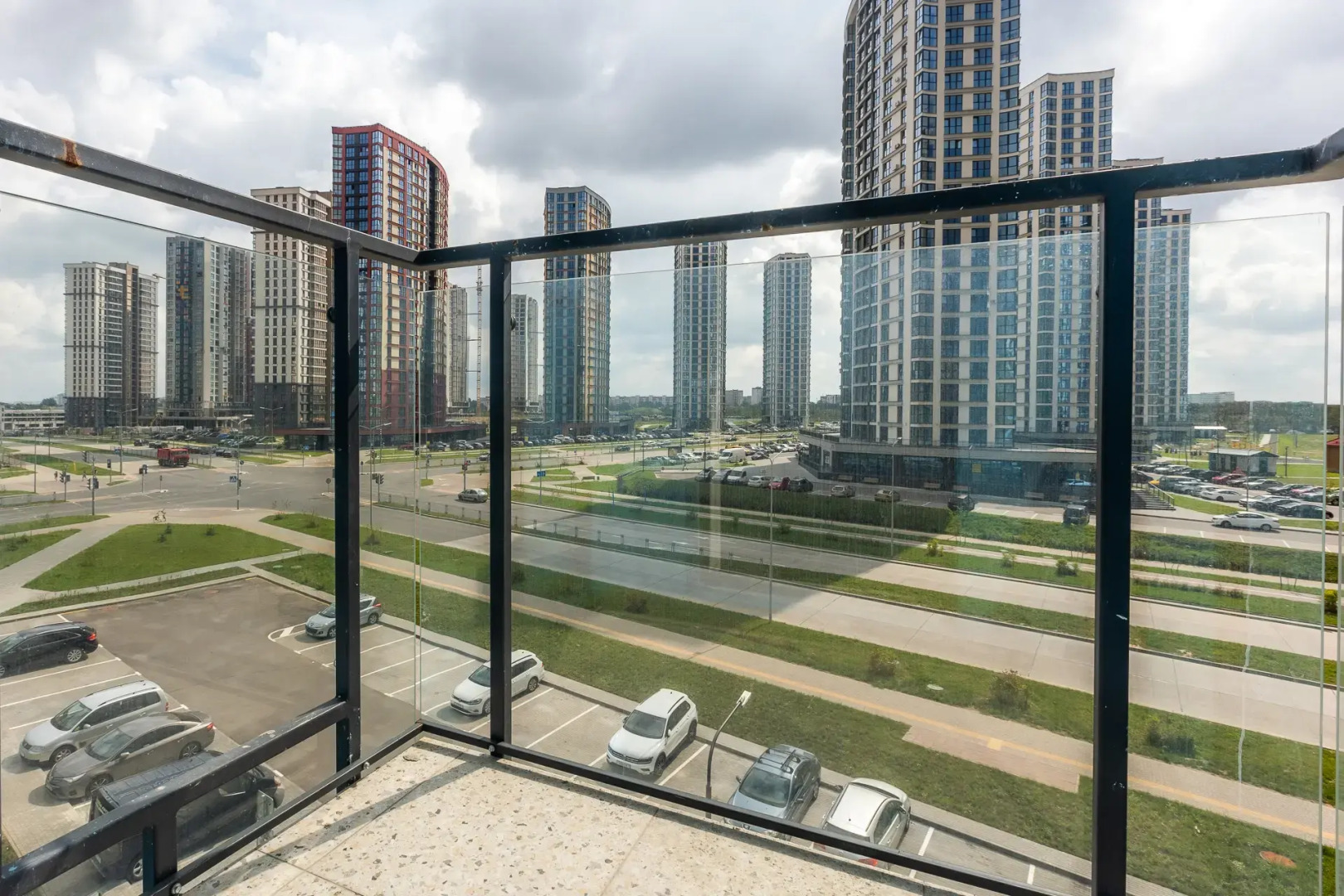 Апартаменты В премиальном доме ул.Игоря Лученка 25