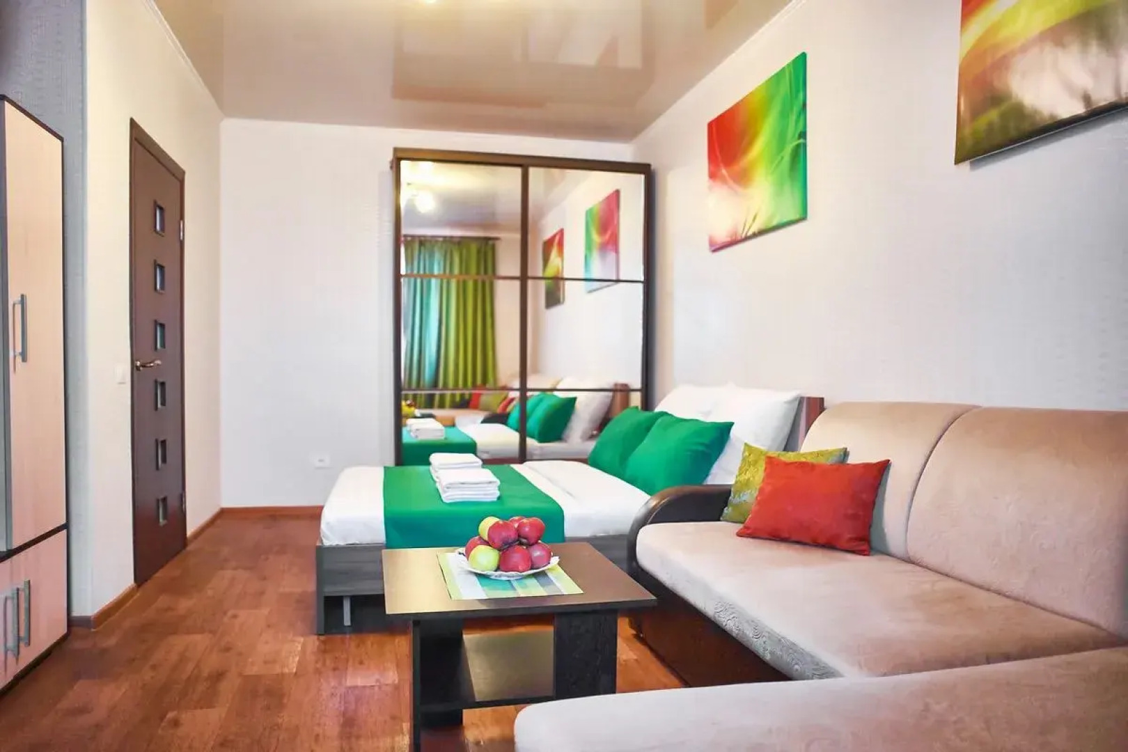 Апартаменты Пять Звёзд Стильная квартира с евроремонтом