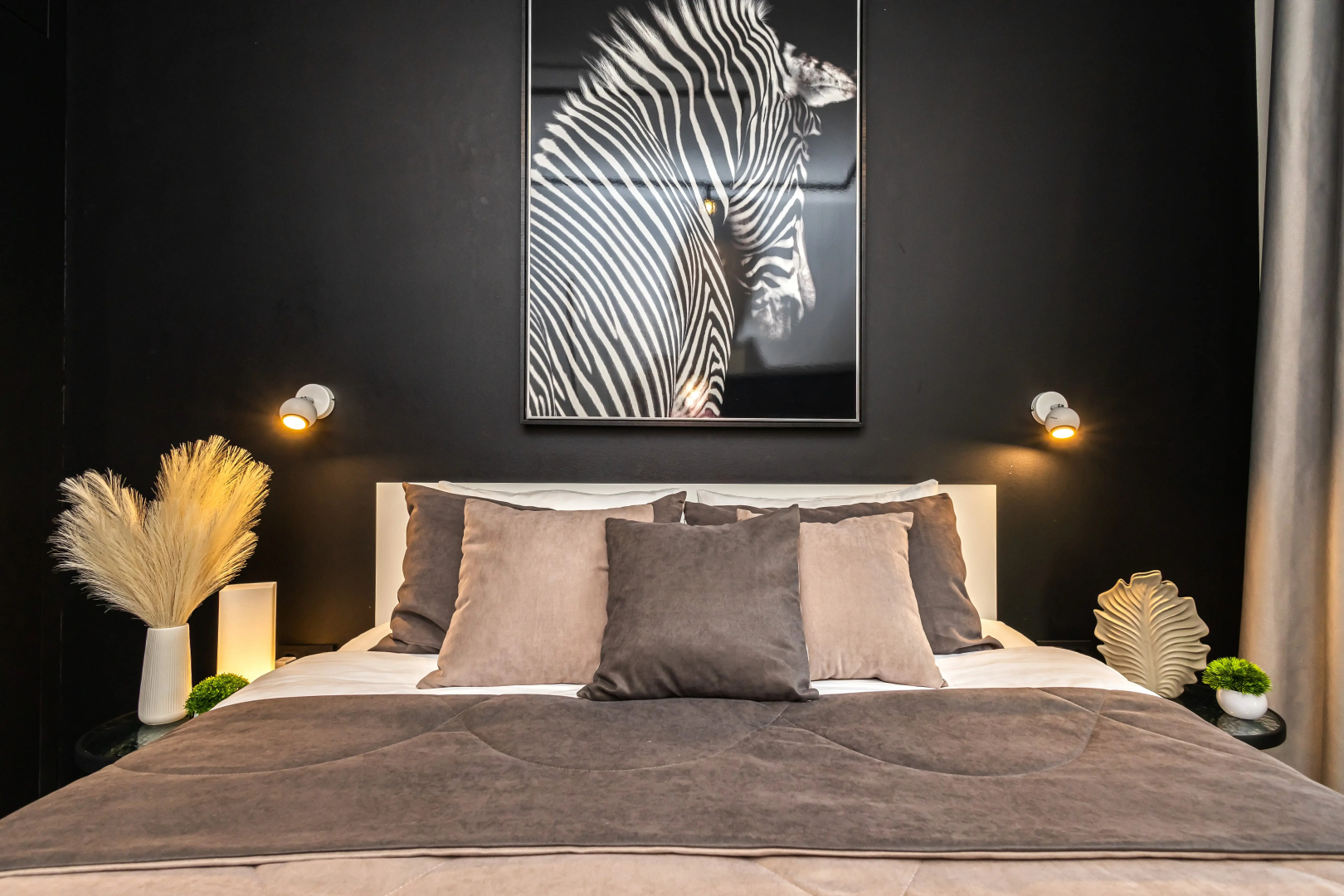 Апартаменты Представительский Люкс с Балконом Elite Apartments