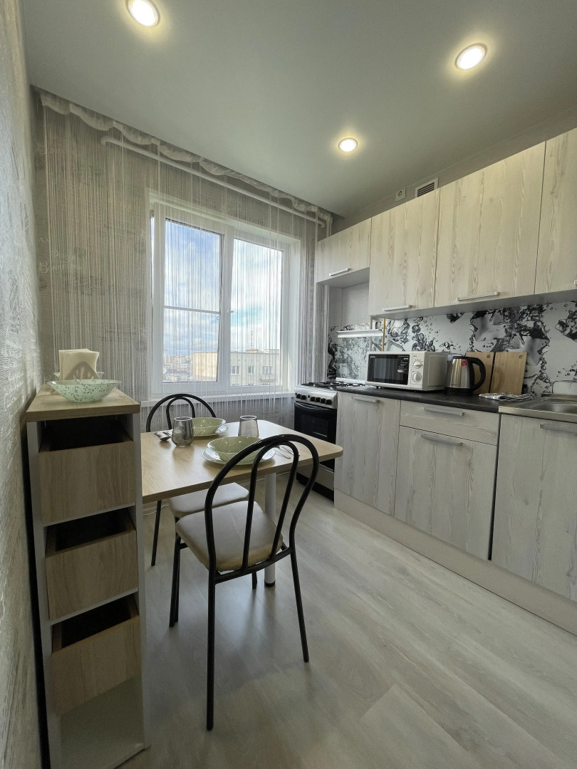 Квартира 2-комнатная на Кошевого 14к2