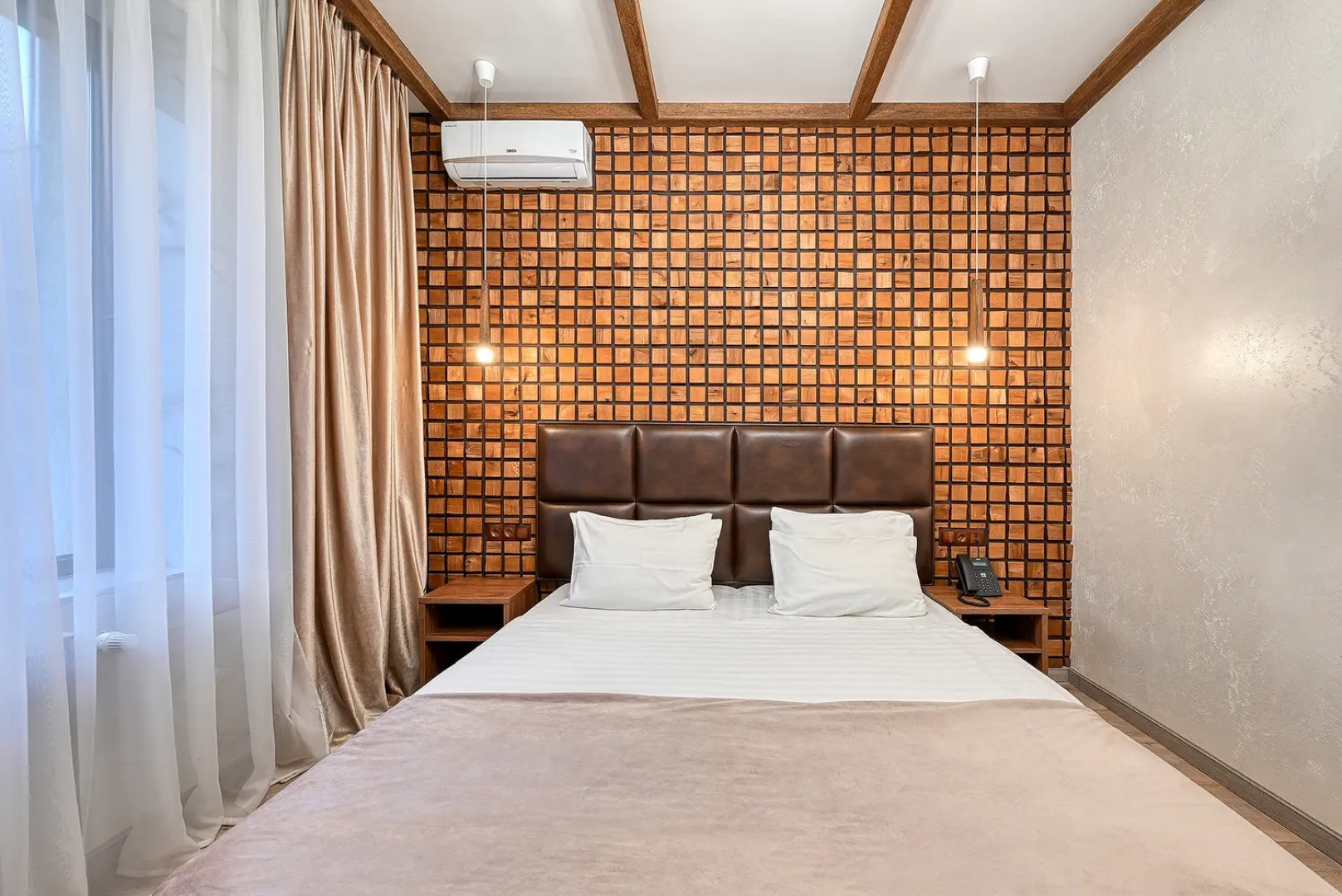 Апартаменты Red Wood стандарт двухместный