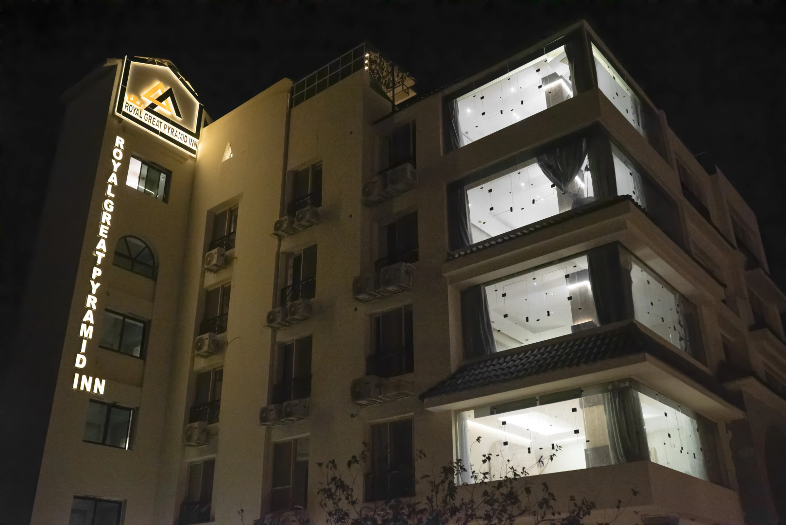 Отель Royal Great Pyramid Inn