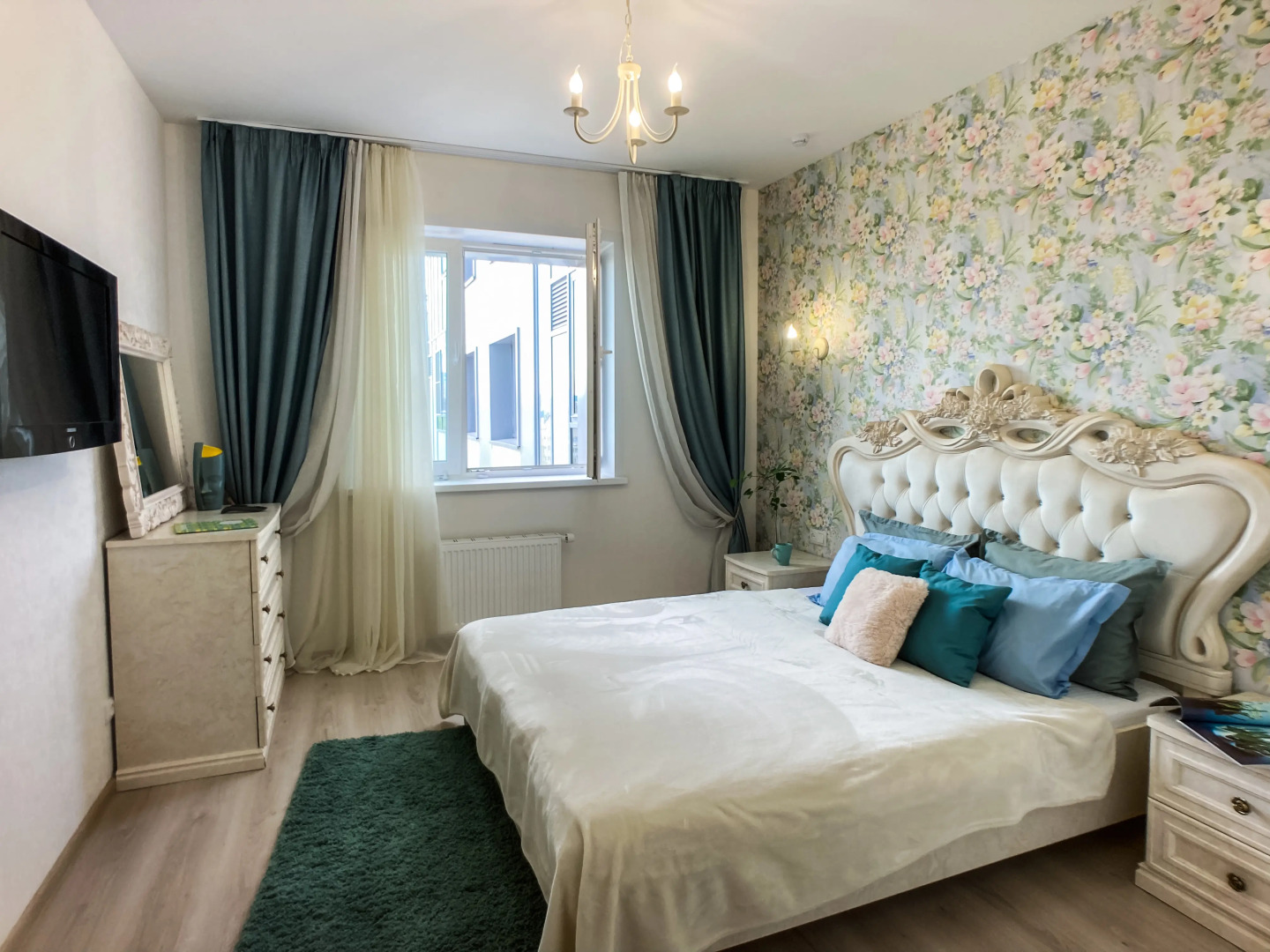 Apart59 | Классические двухкомнатные апартаменты SHARMAN с камином