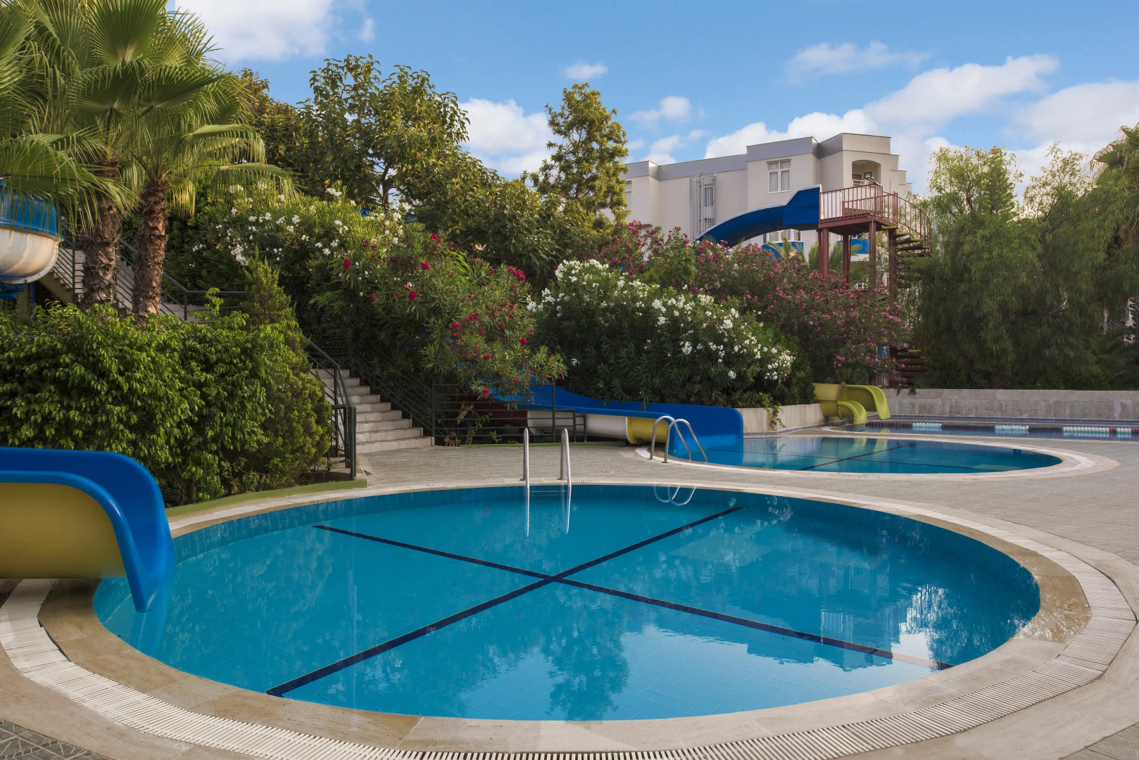 Отель Botanik Hotel & Resort