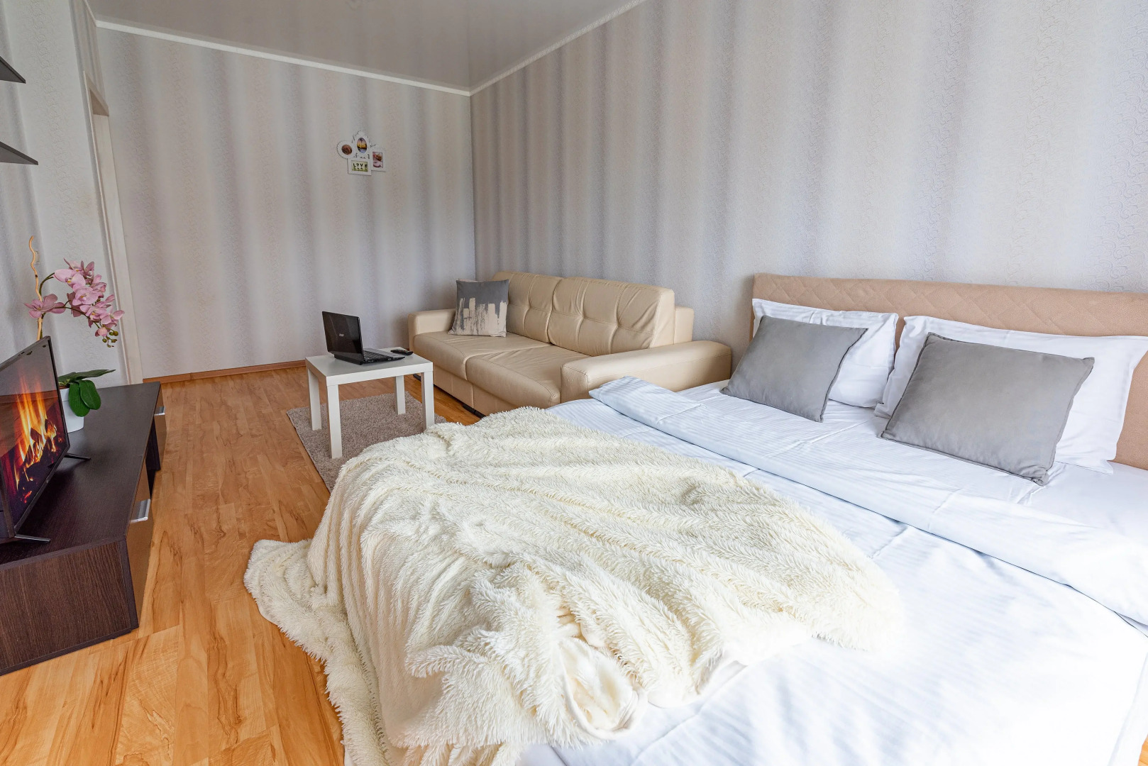 Апартаменты Маяк Минск ул Петра Мстиславца