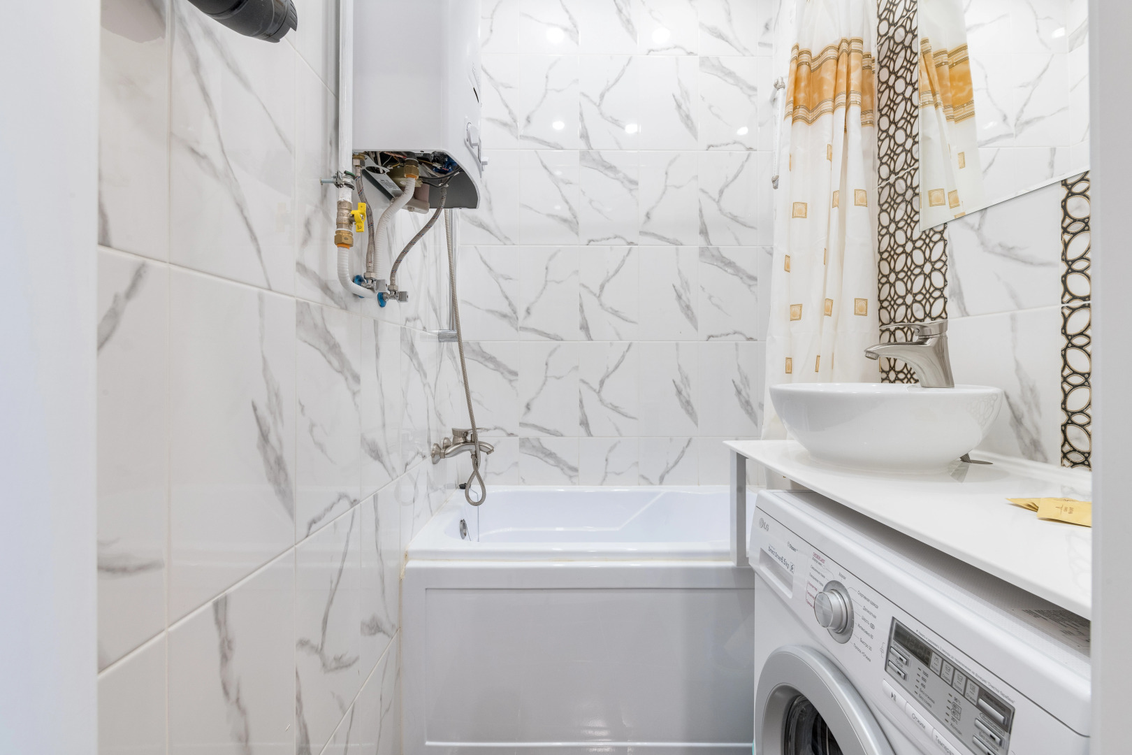 Апартаменты У Храма Спаса на Крови