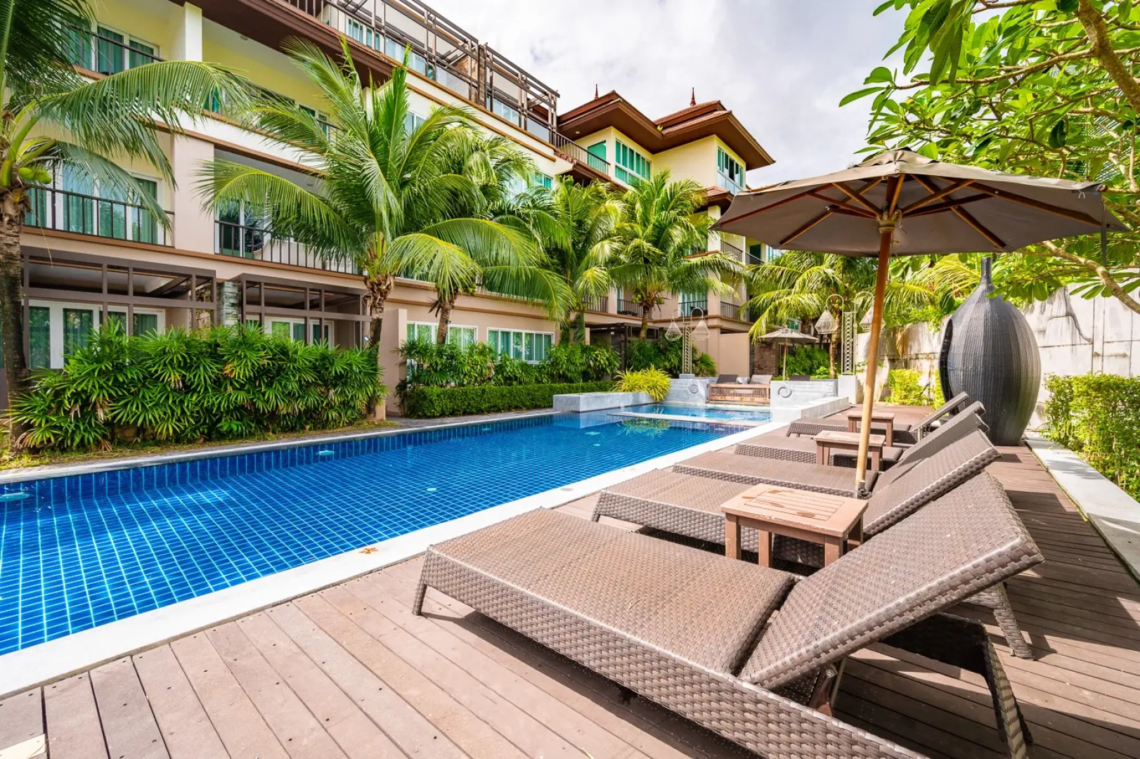 Отель Coco Phuket Bangtao Beach