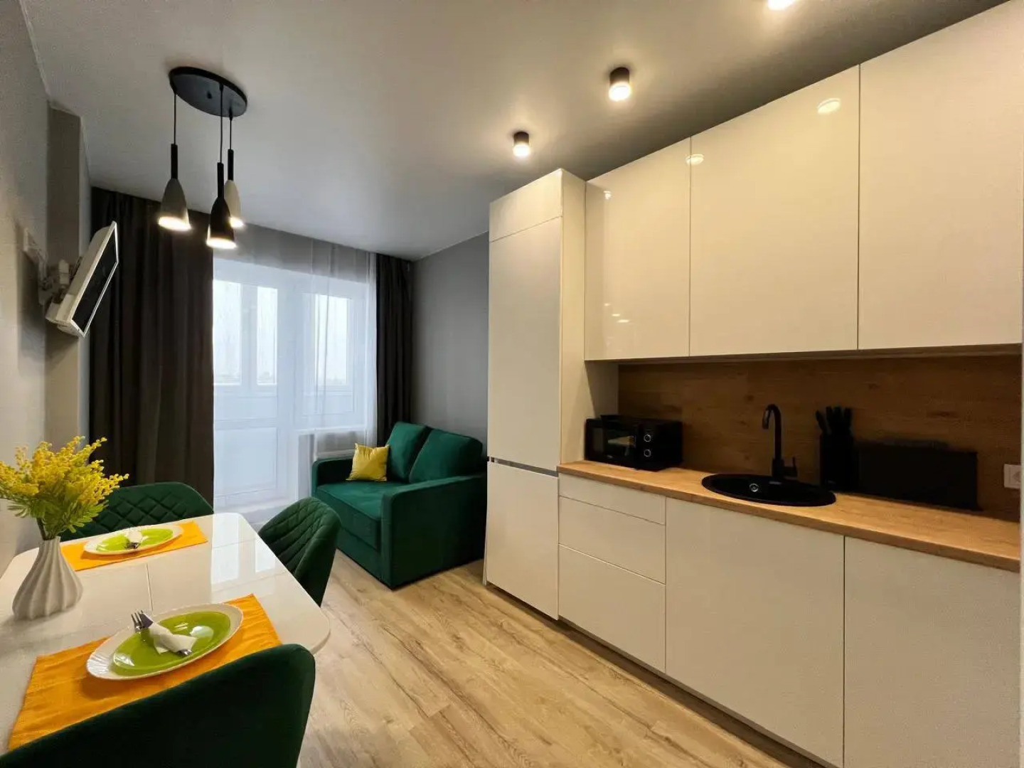 Квартира Толстой на Шипунова 12