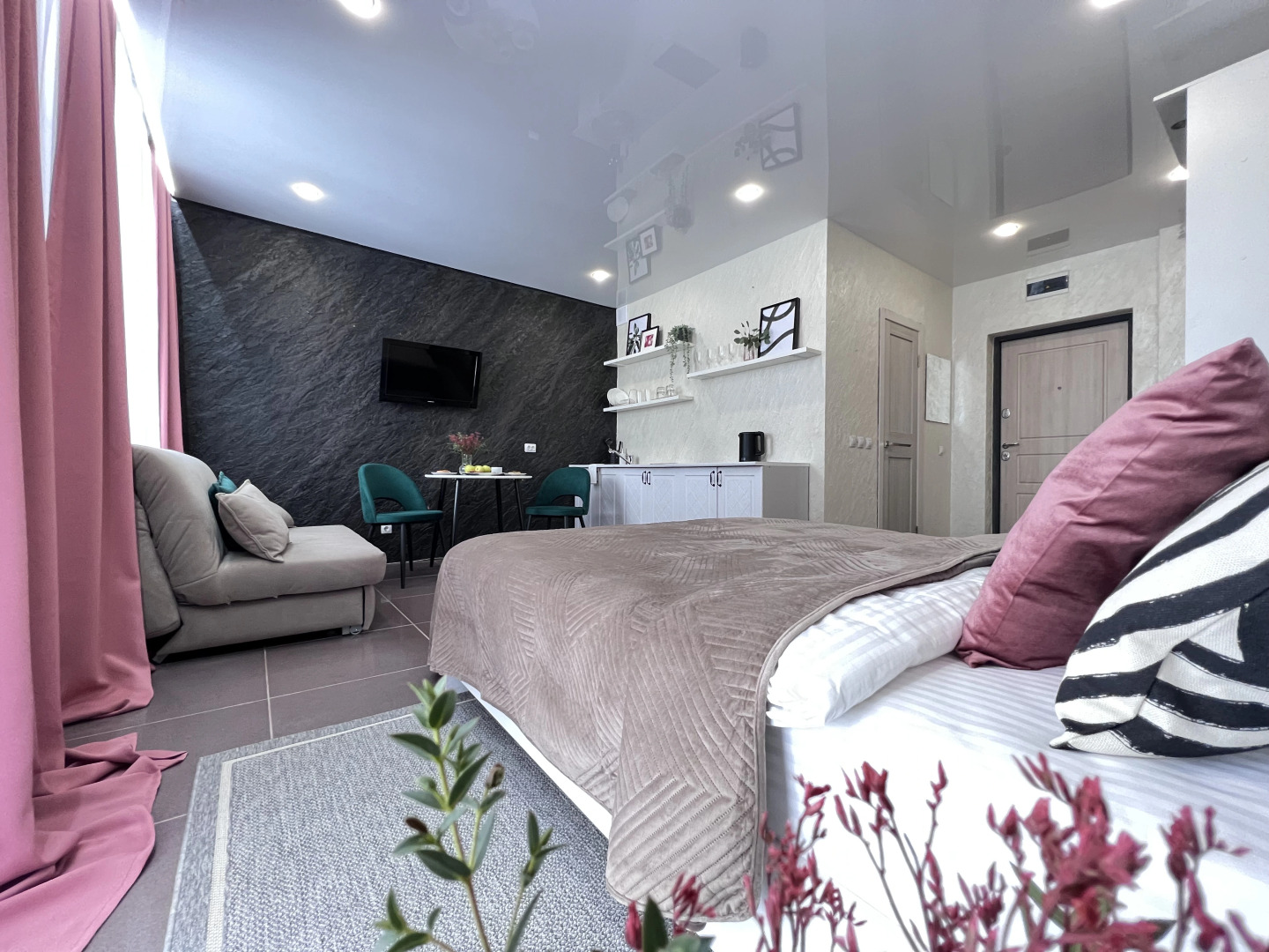 Апартаменты Family by the River