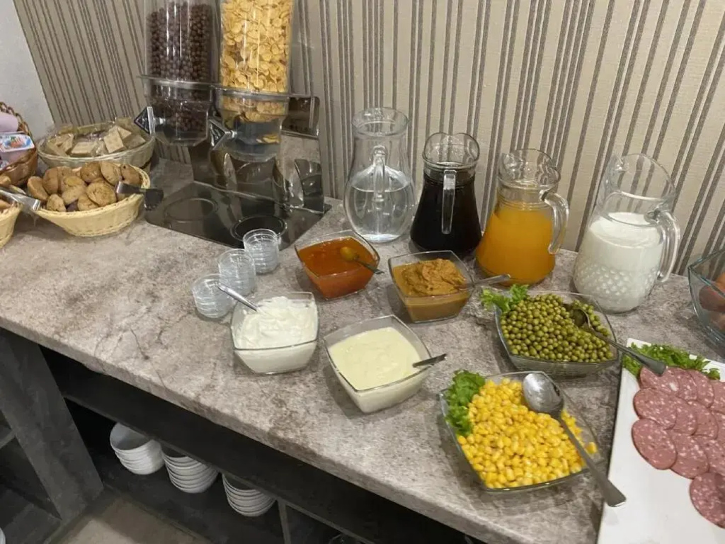 Отель Dili Orom