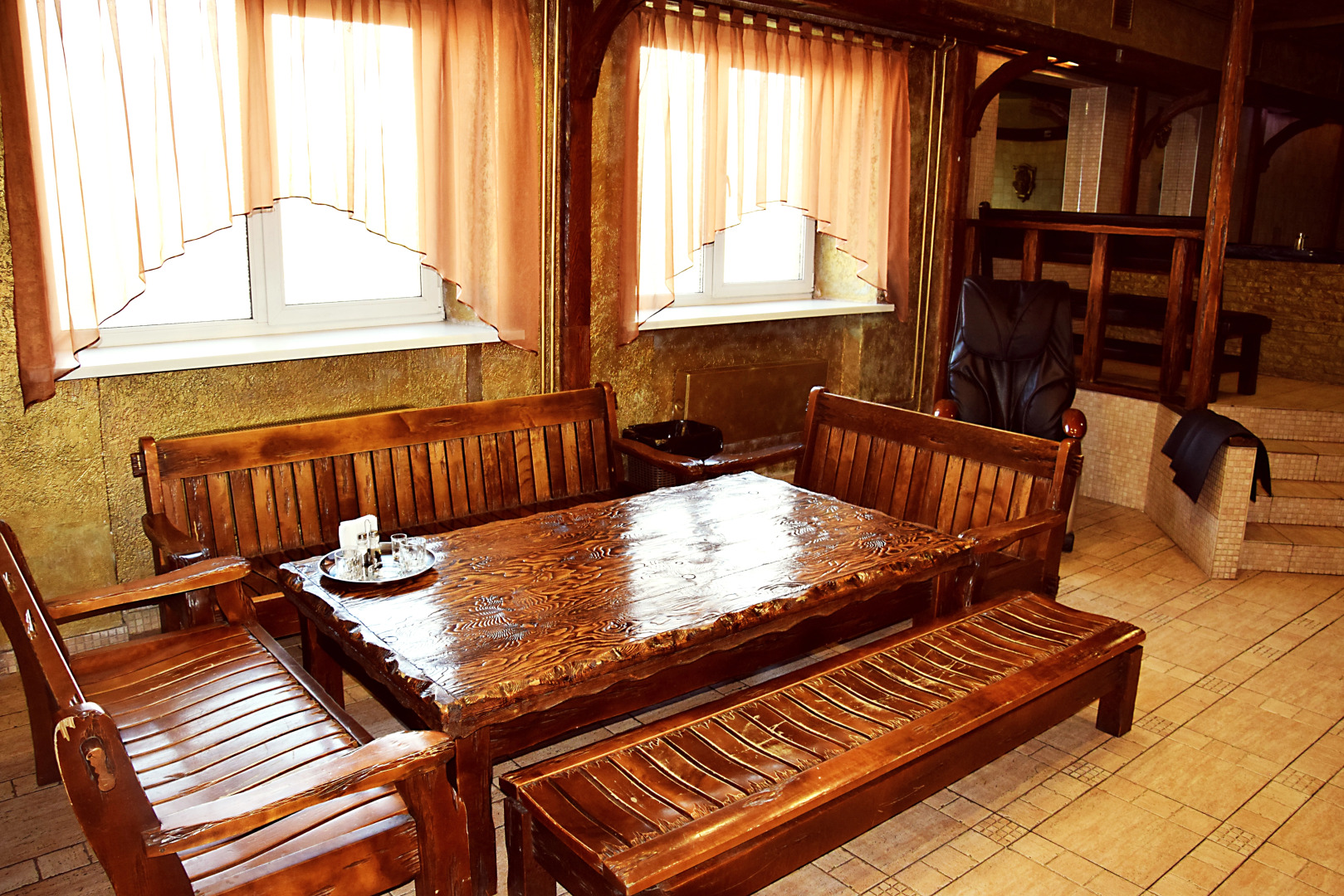 Гостиничный Комплекс Золотое Крыло