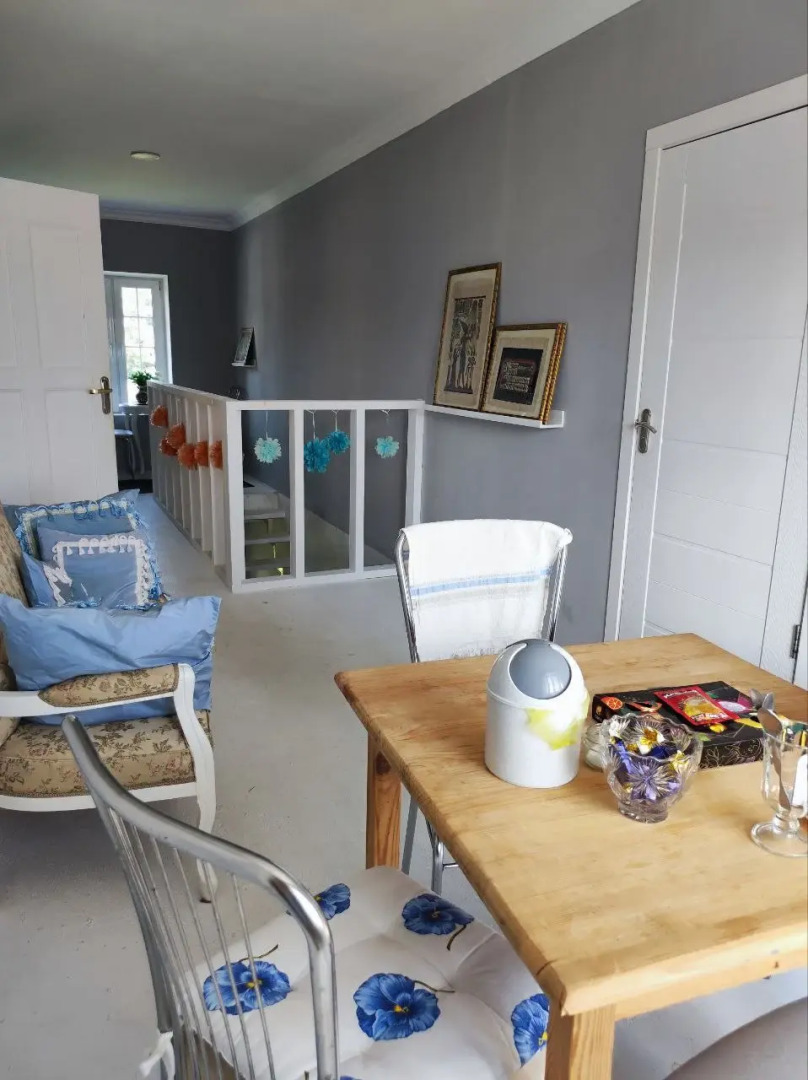 Апартаменты на 2 этаже коттеджа