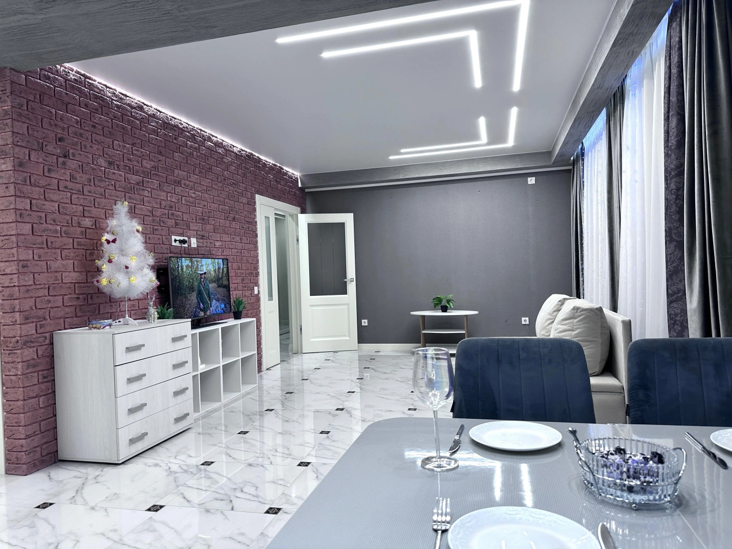 Квартира Дом 89 4комн на Энтузиастов 8