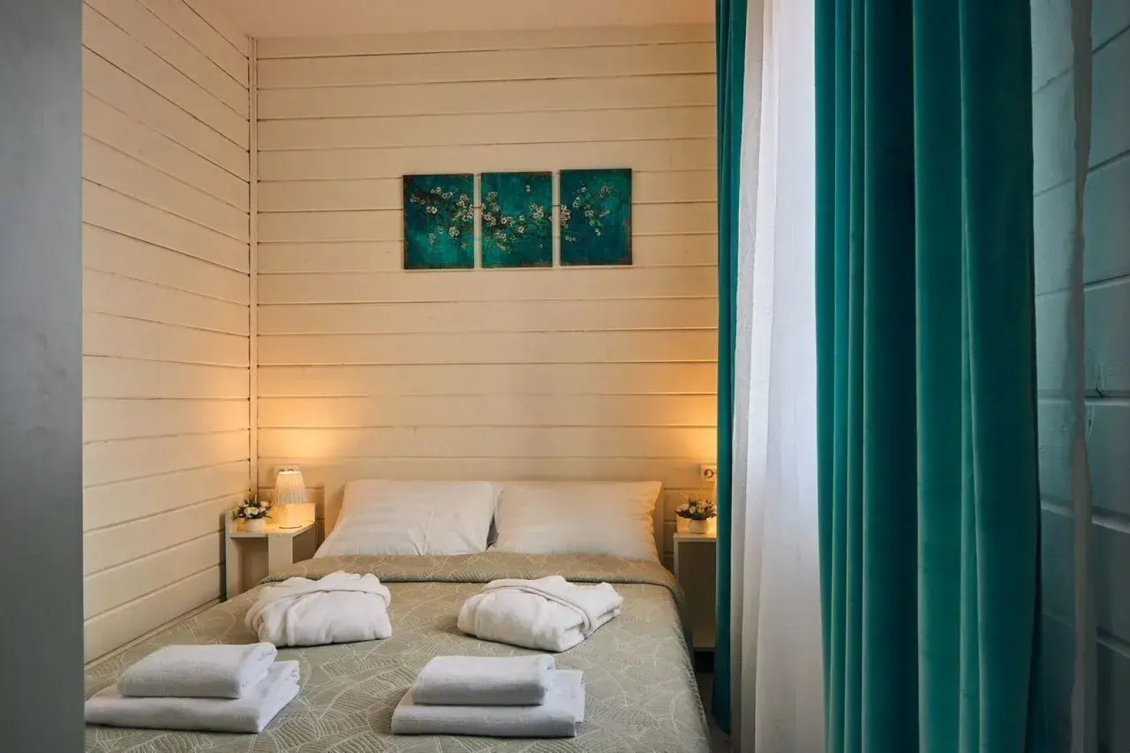 Частный дом Трехкомнатные в Таунхаусе на Казамазова, 157