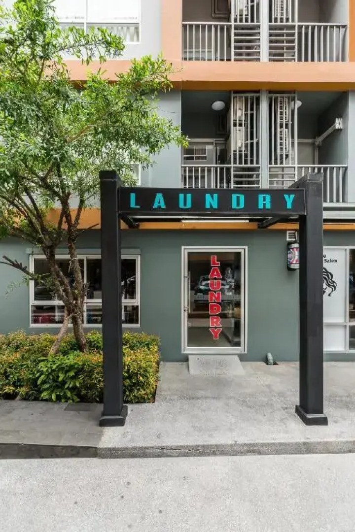 Отель The Grass Serviced Suites