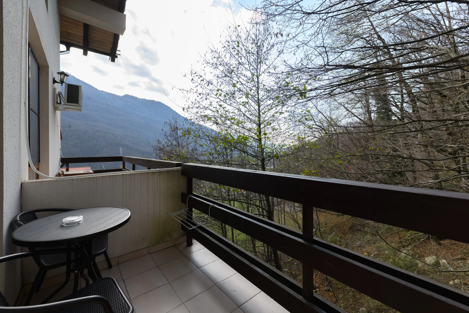 Апартаменты Оплот - С балконом 9