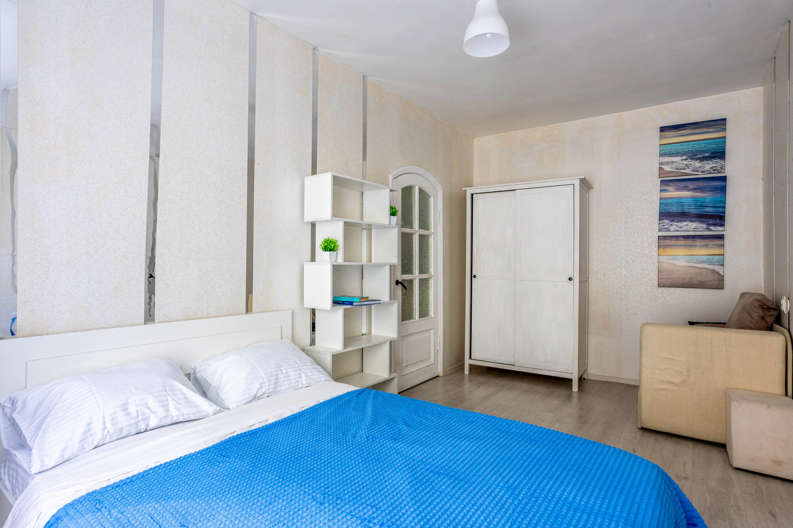 Апартаменты с Парковкой у Исаакиевской Площади