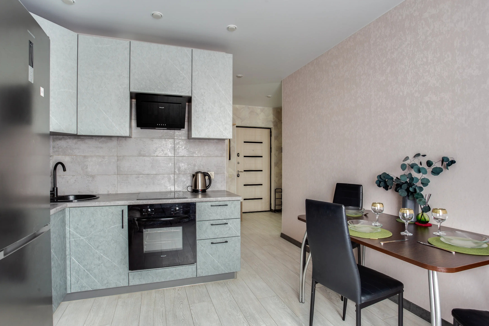 Апартаменты на Солнечной д.2