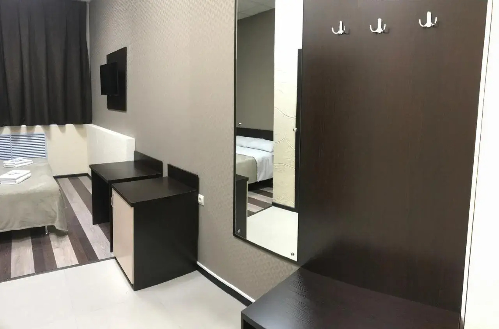 Отель Компас