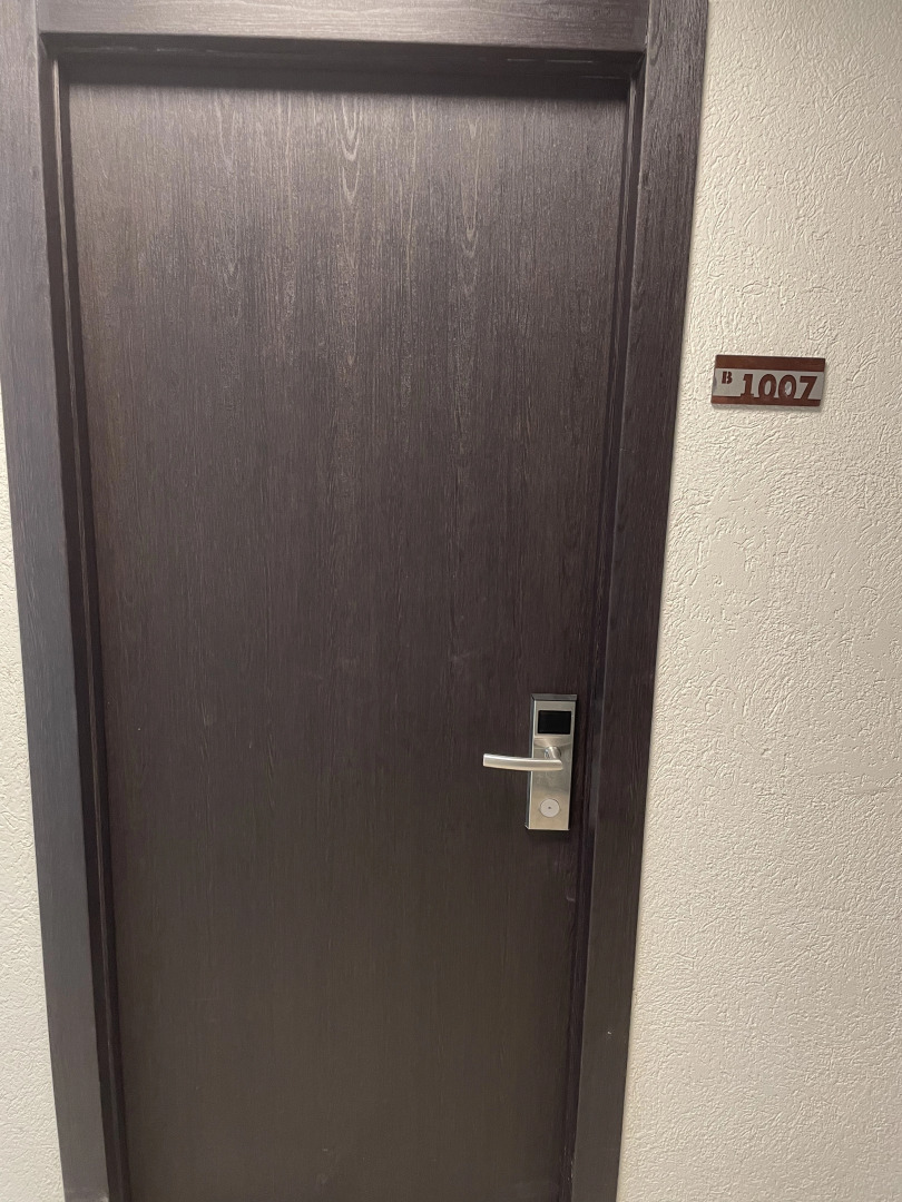 Апарт-отель на улице Лехи и Марии Качиньских 5 к B