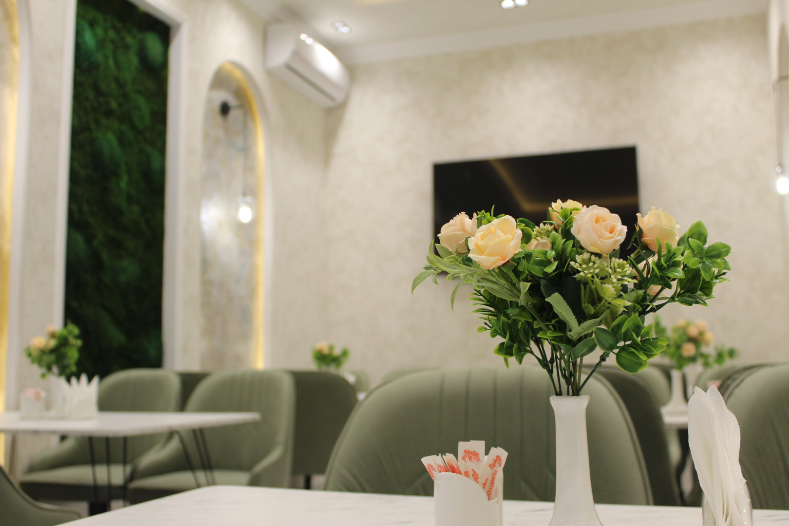 Отель Shosh Modern