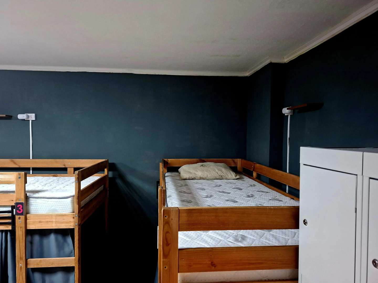 Хостел Гости