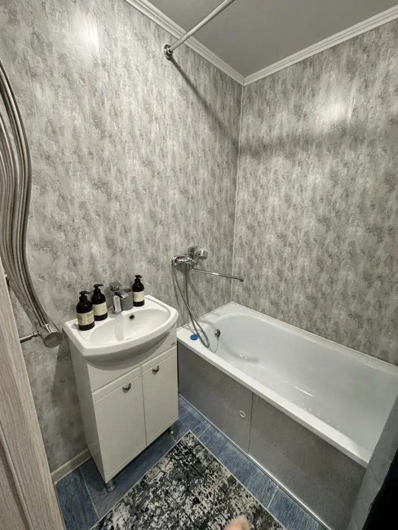 Квартира на улице 50 лет Октября 203/1