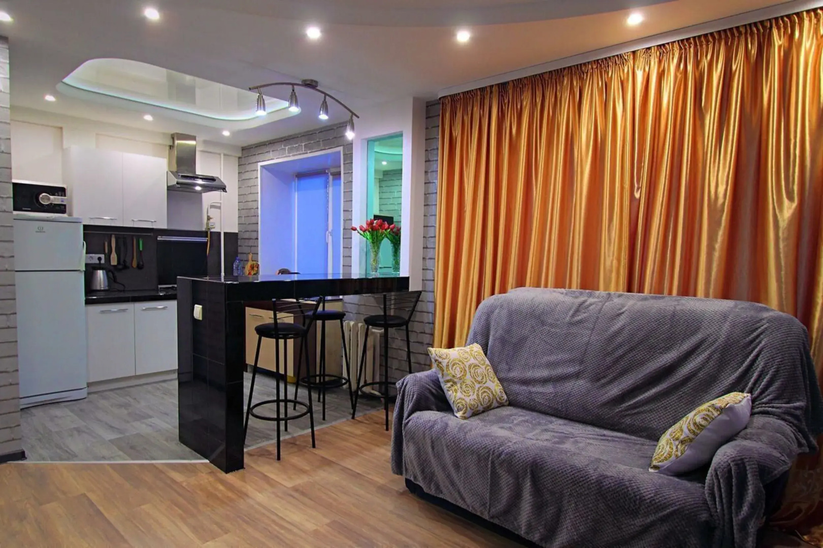 Квартира в xорошeм paйоне гоpoдa