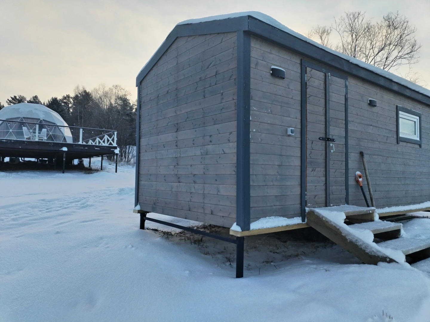 Частный дом на берегу Ладожского озера