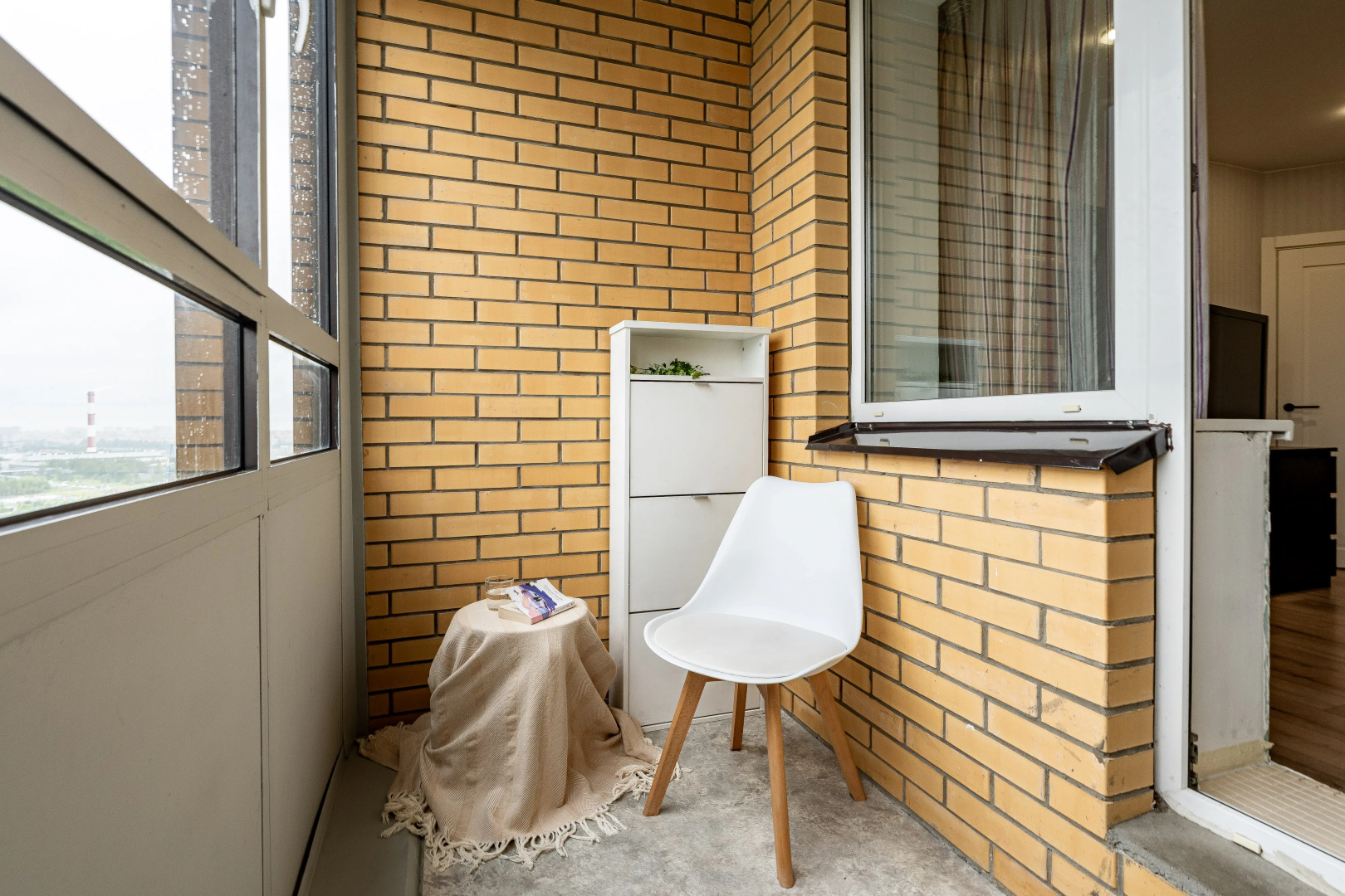 Квартира Sunrise у метро Satin home