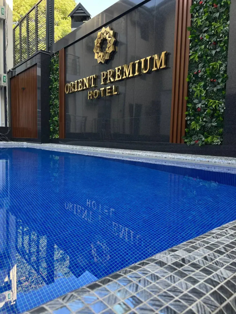 Отель Orient Premium