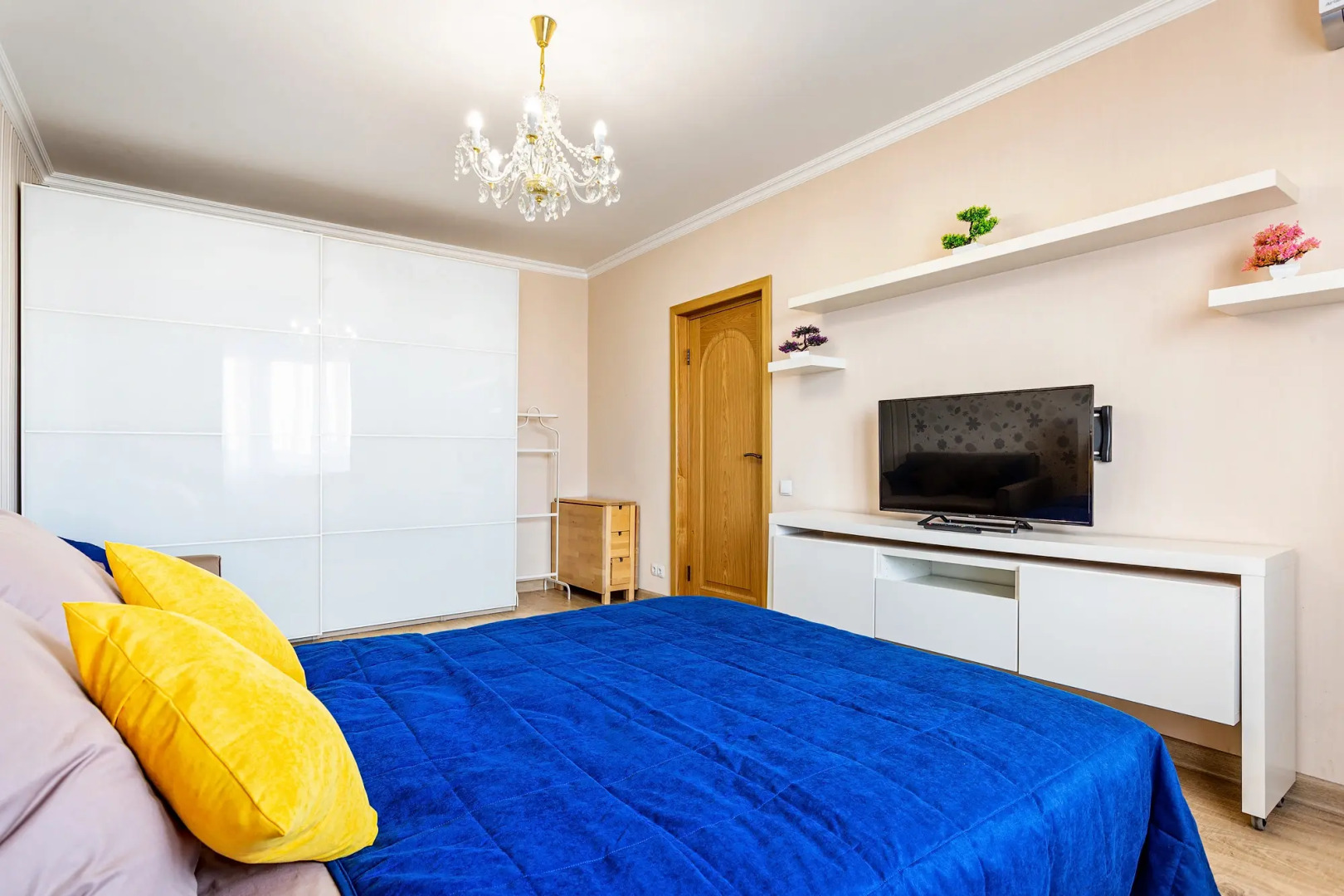 Апартаменты уютные 1-комнатные в Южном Бутово, Скобелевская