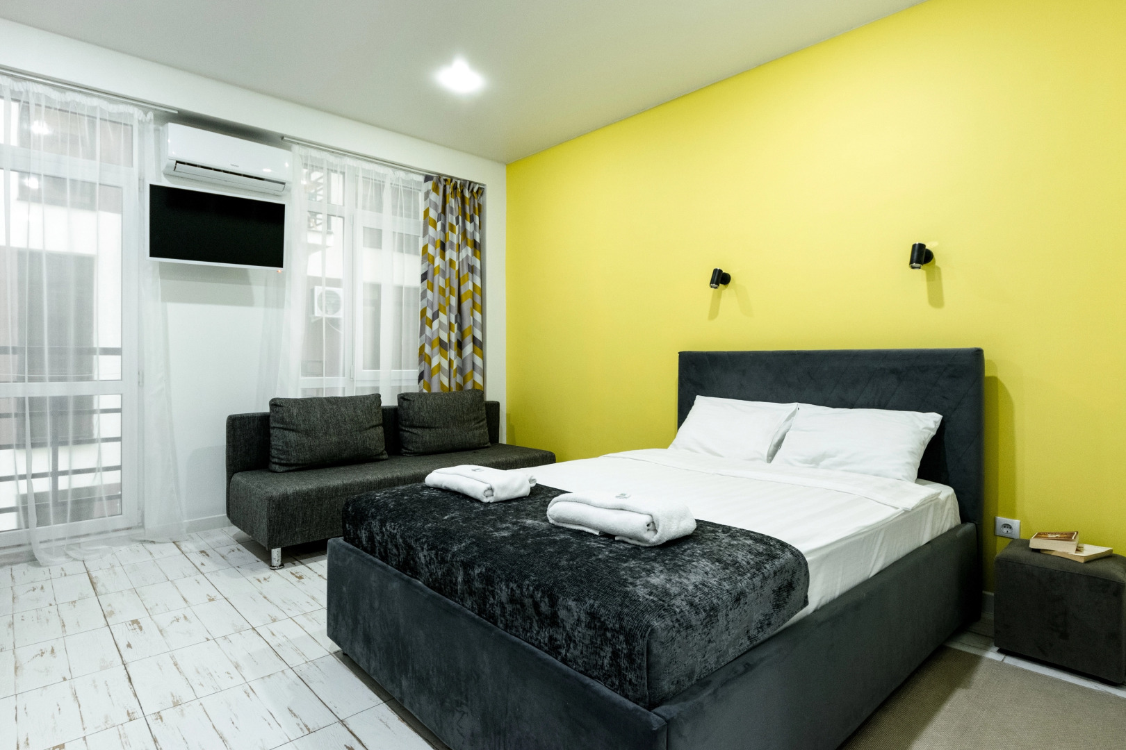 Апартаменты современные Морент 25 кв. м в ЖК Сорренто Парк