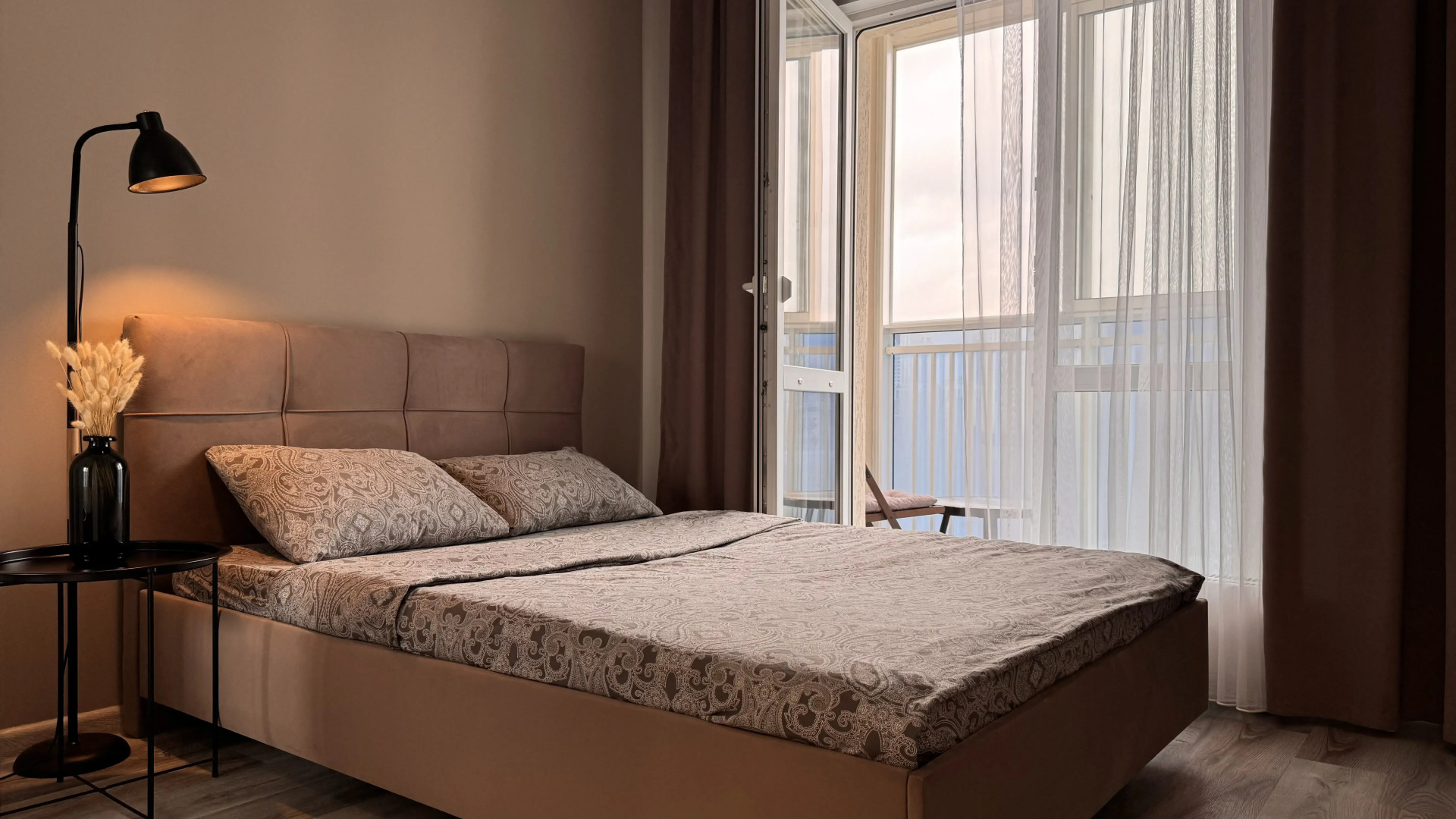 Квартира Hugge Place [Объект 131]