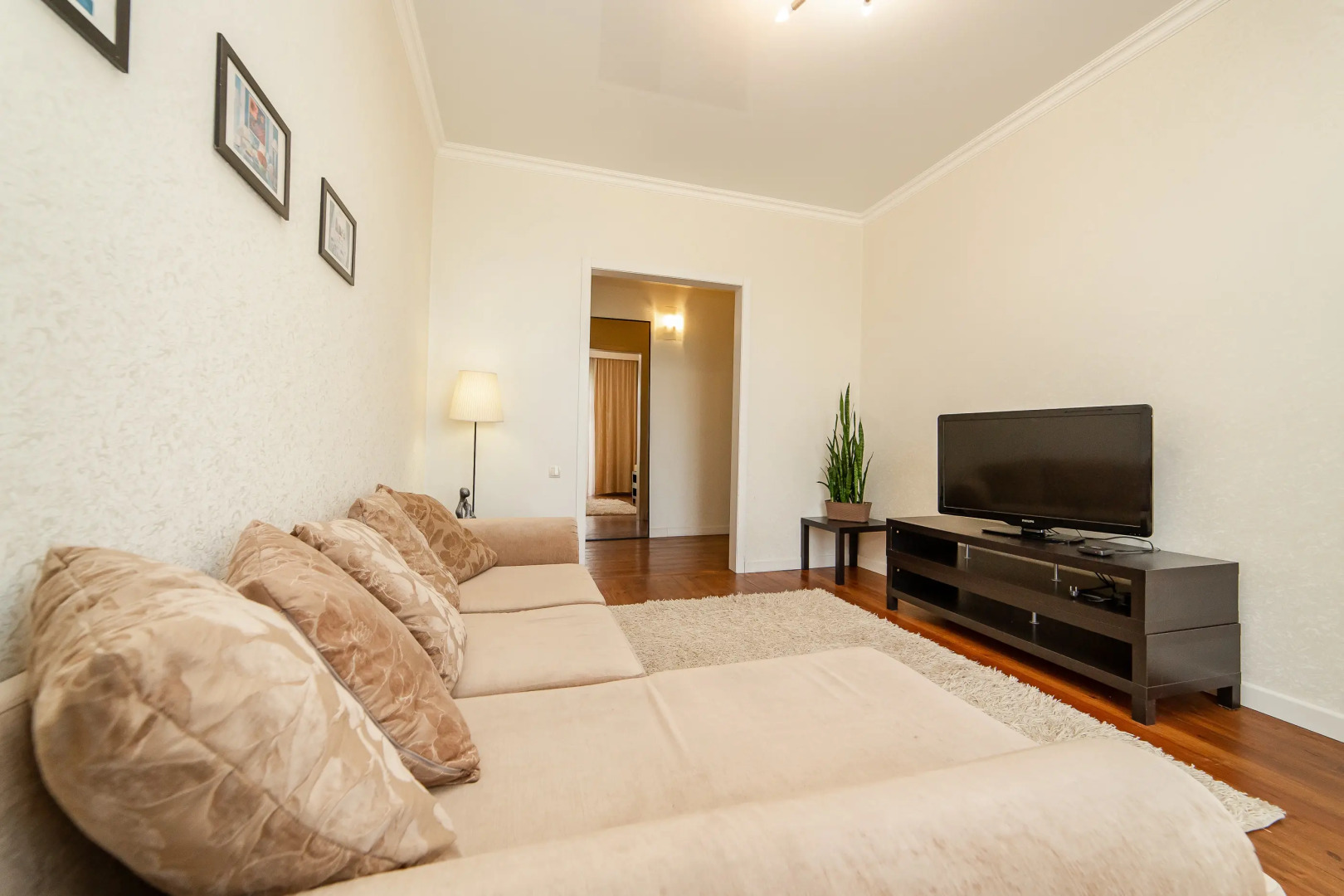 Апартаменты BelaTravel по адресу: Независимости 91