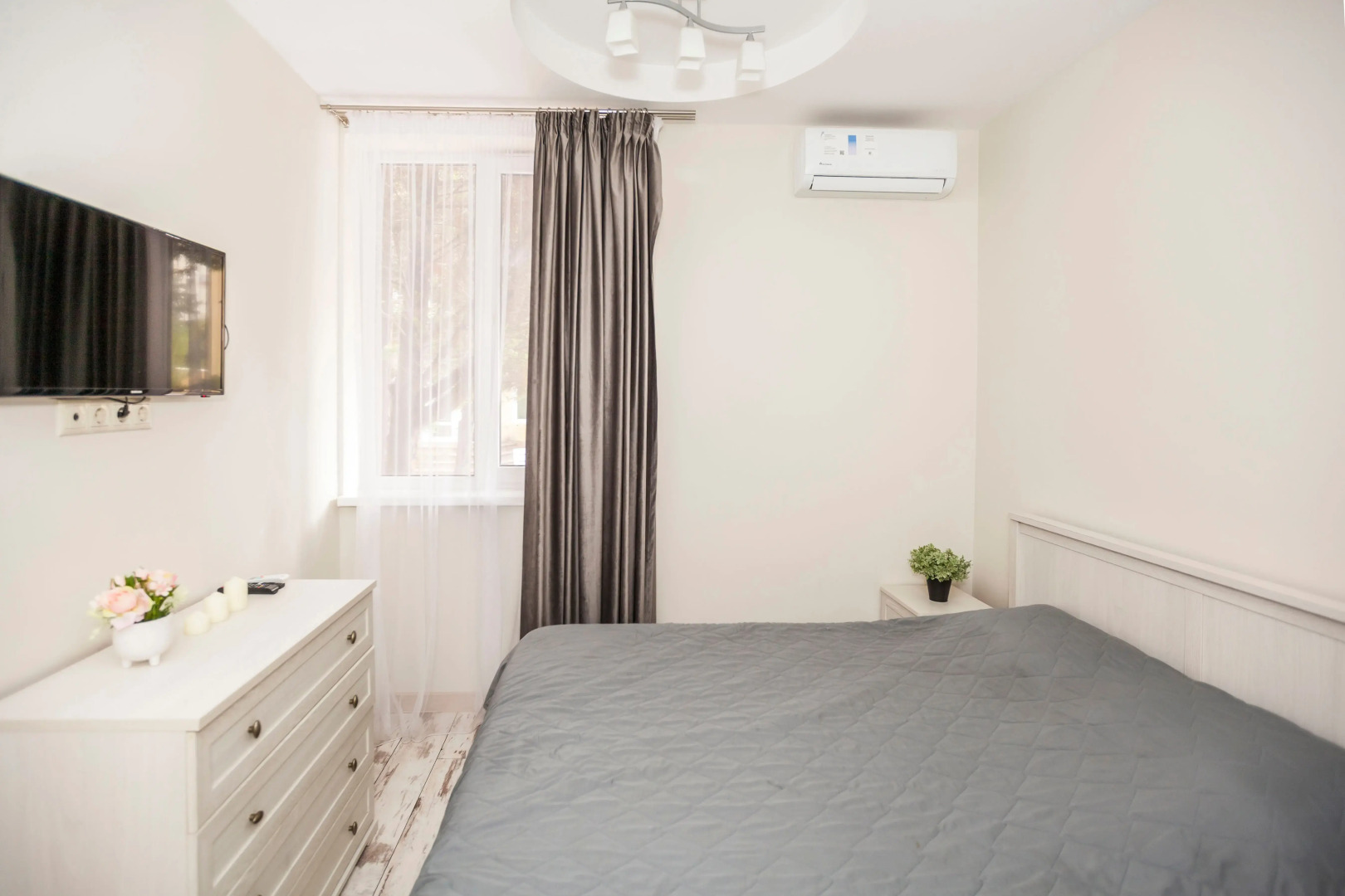 Апартаменты У Моря С Бассейном в ЖК Солнечный апр12