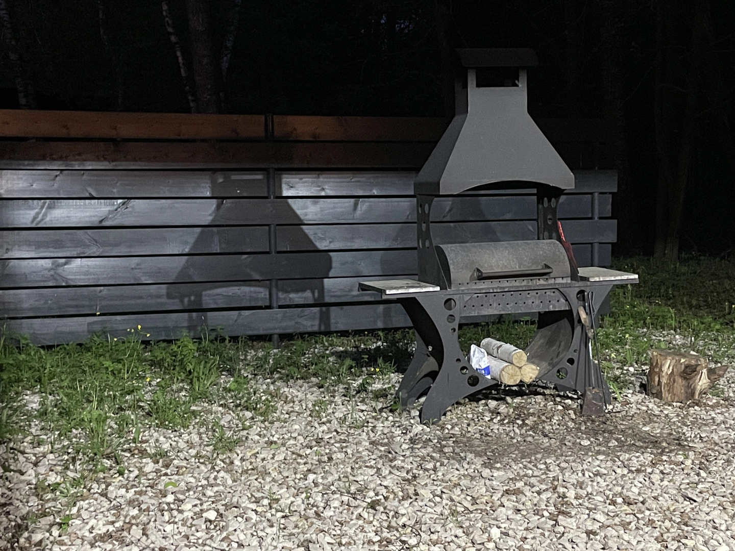 Отель Шепот