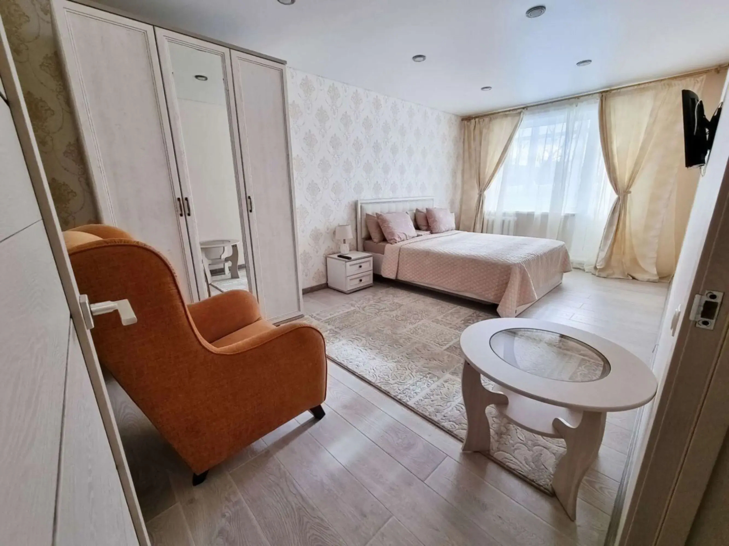 Апартаменты Мир-суток