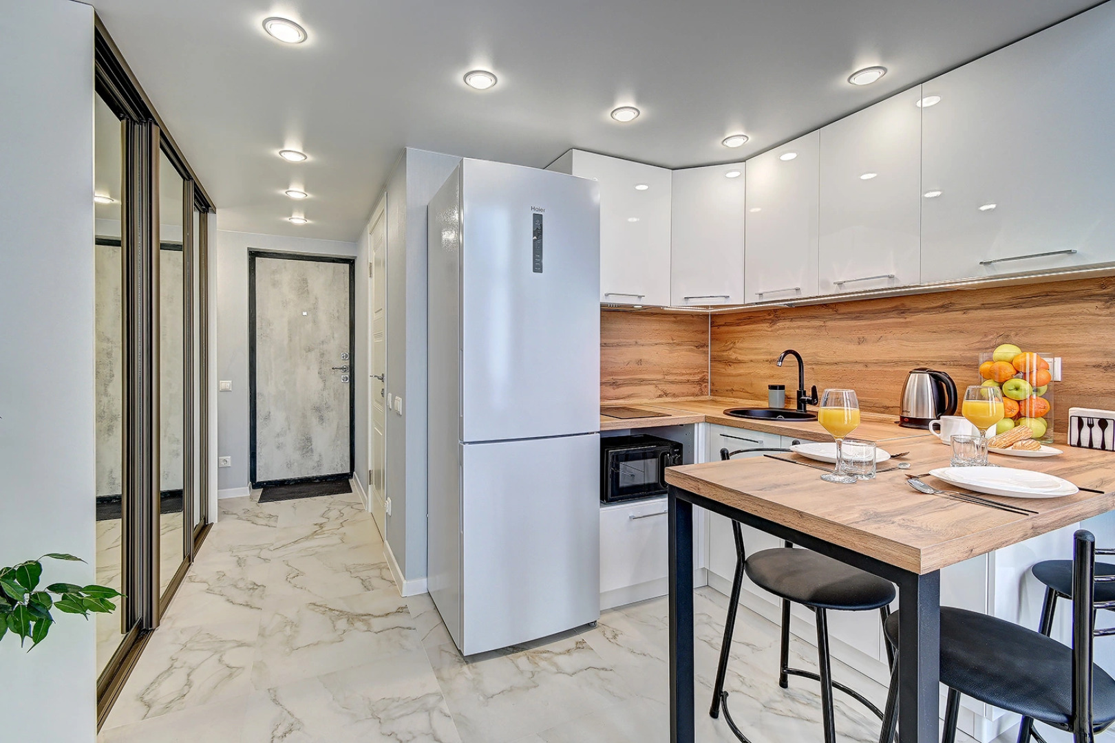 Апартаменты двухуровневые на Мамайке