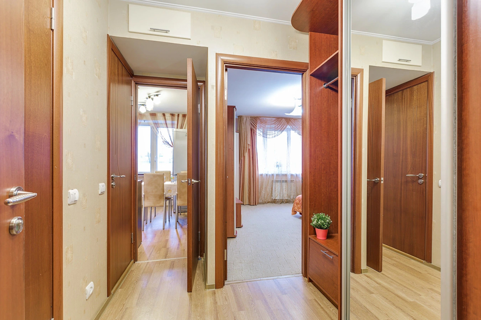 Апартаменты Like Home Aparts Енотаевская 10к2