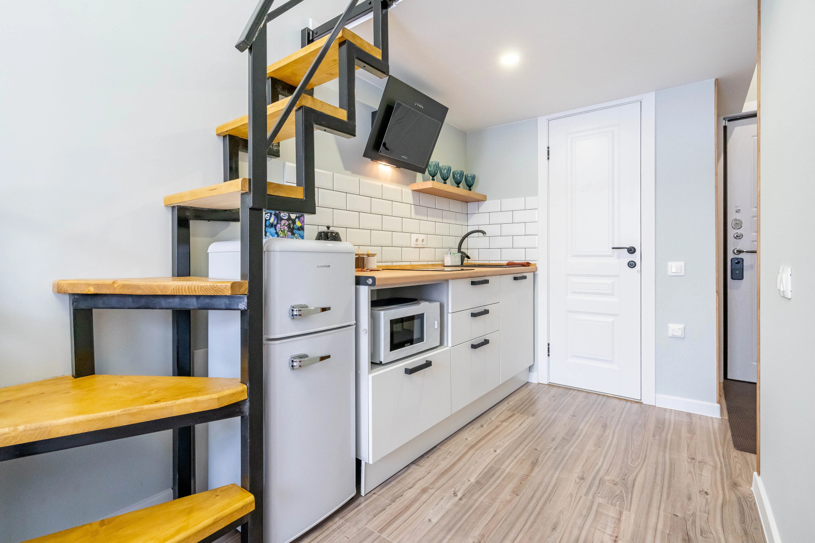 Апартаменты KeysSpb на Свечном St6