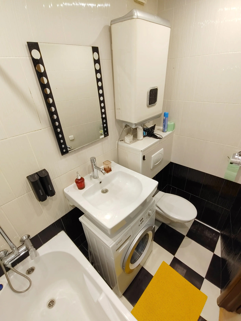 Квартира трёхкомнатная в центре у драматического театра